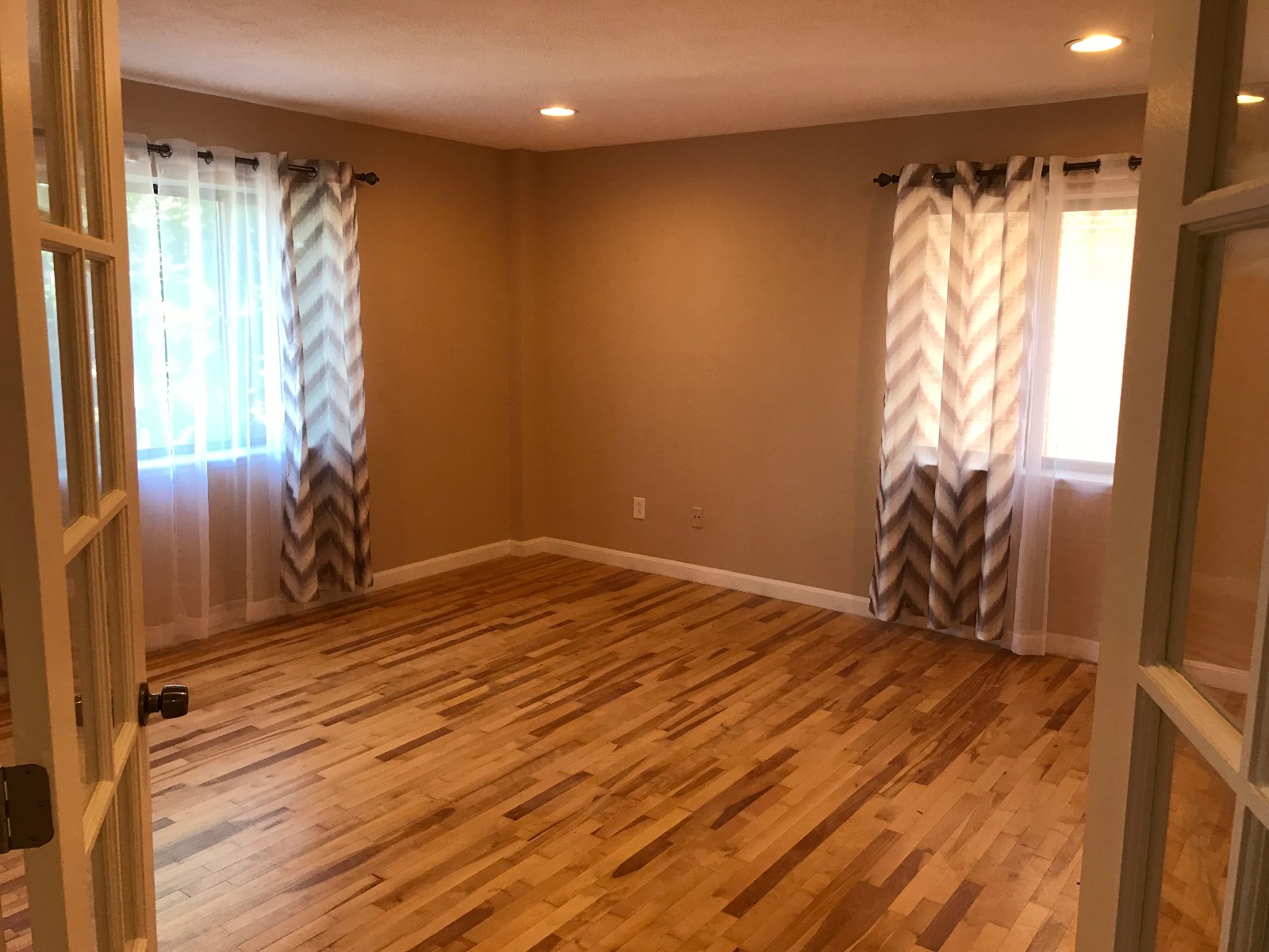 3 bed, 1.5 bath apartment for rent at 276 Chestnut Hill Ave Unit 10, Brighton
