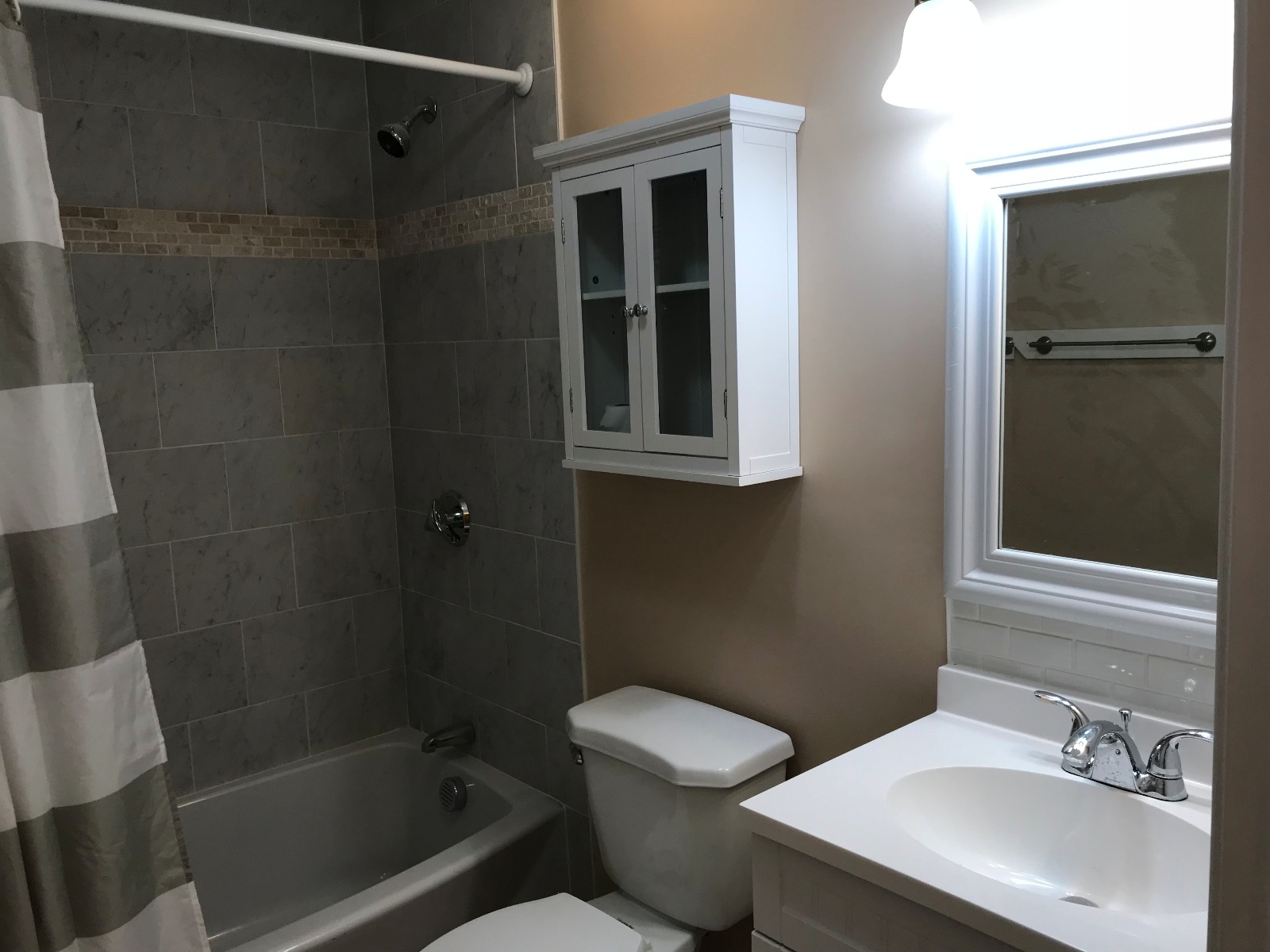 3 bed, 1.5 bath apartment for rent at 276 Chestnut Hill Ave Unit 10, Brighton — photo 6 of 16