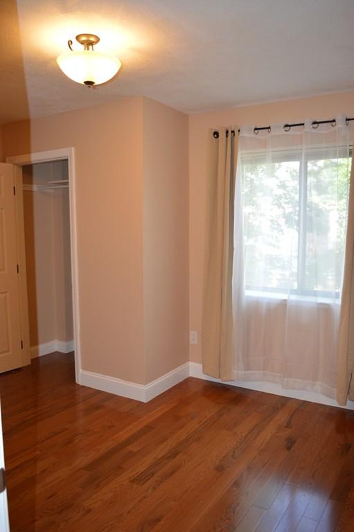 3 bed, 1.5 bath apartment for rent at 276 Chestnut Hill Ave Unit 276, Brighton — photo 7 of 12