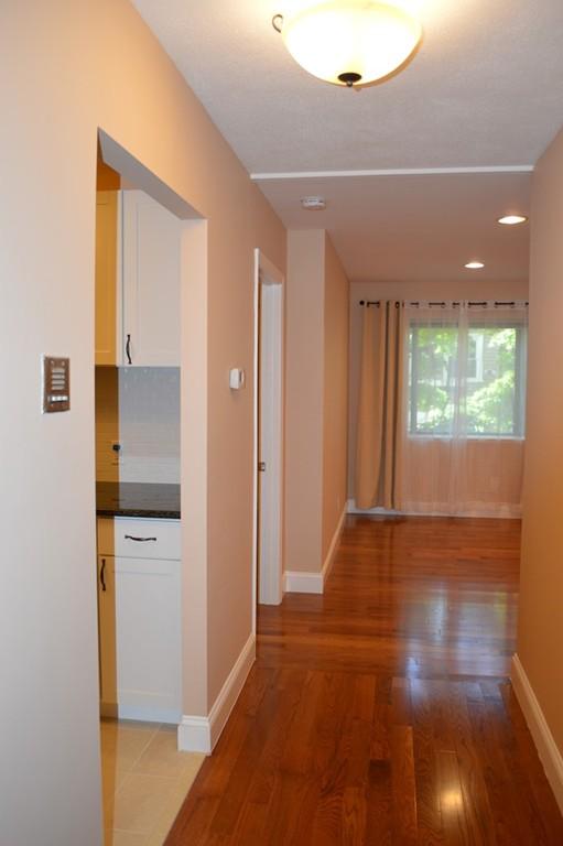 3 bed, 1.5 bath apartment for rent at 276 Chestnut Hill Ave Unit 276, Brighton — photo 8 of 12