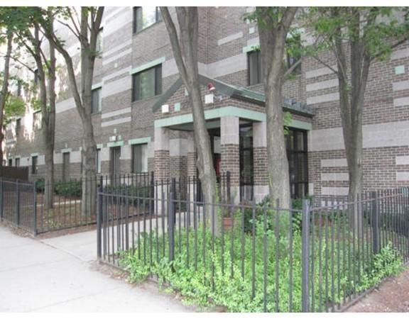 3 bed, 1.5 bath apartment for rent at 276 Chestnut Hill Ave Unit 276, Brighton — photo 10 of 12
