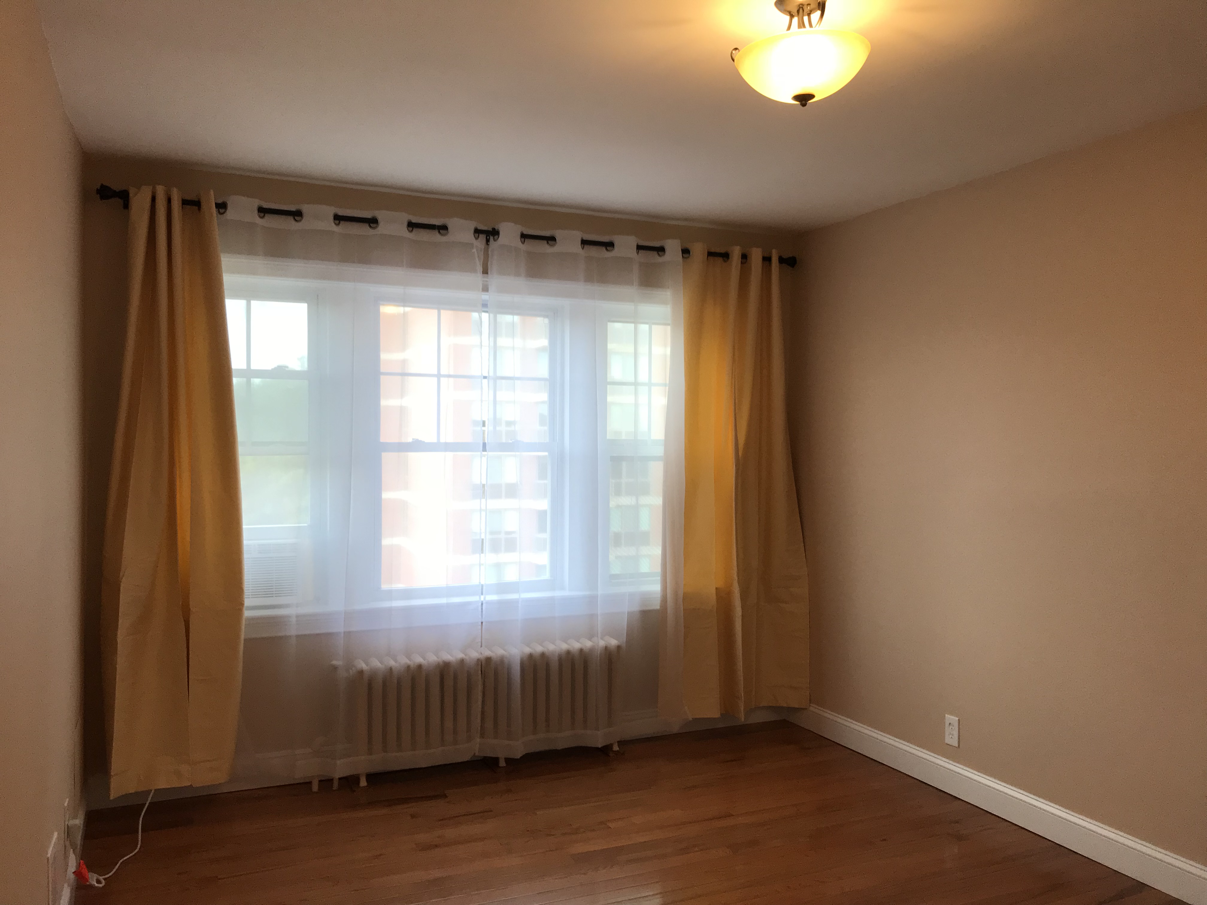 3 bed, 1 bath apartment for rent at 1999 Commonwealth Ave Unit 32, Brighton — photo 9 of 11