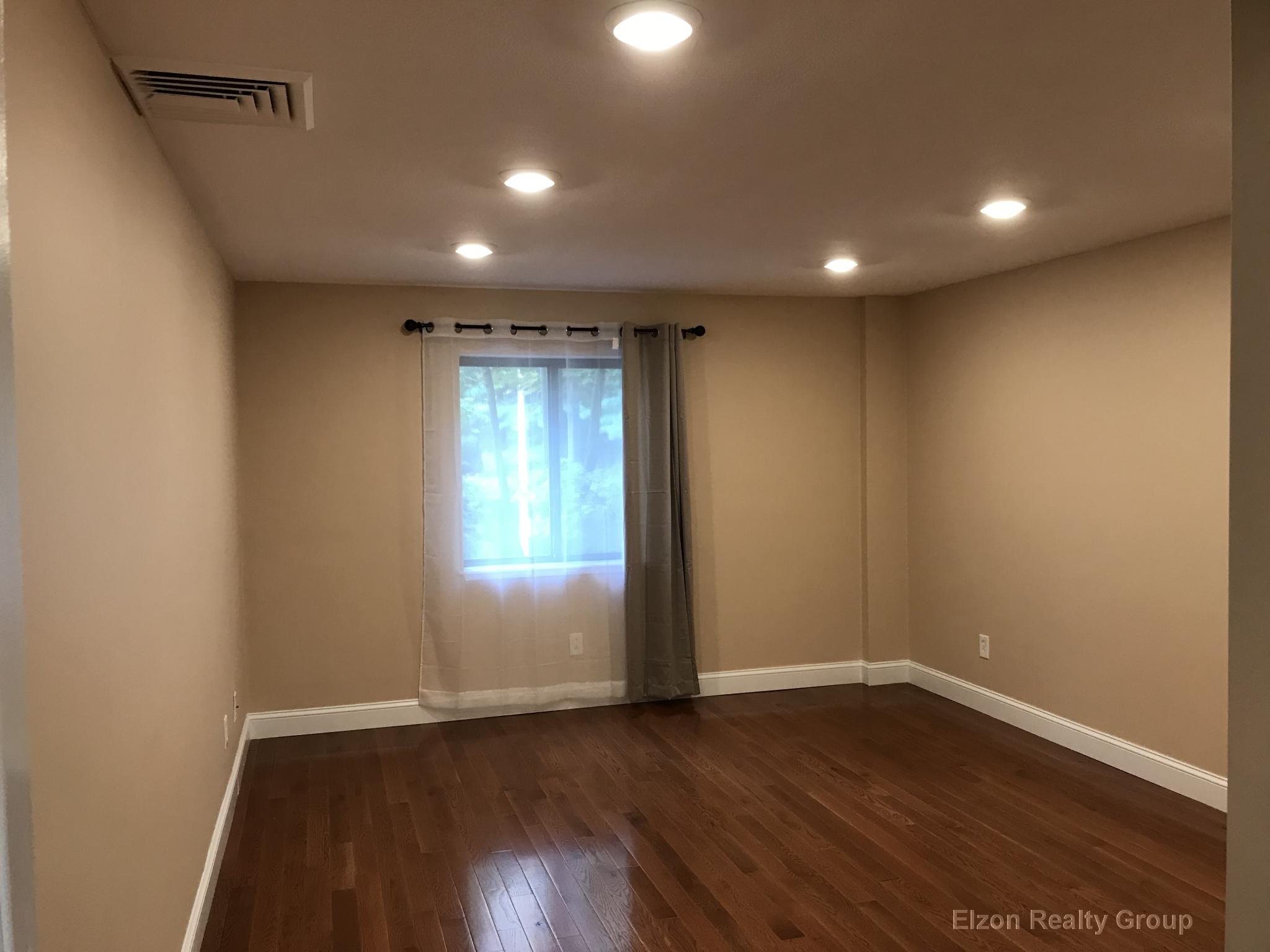 276 Chestnut Hill Ave, Brighton