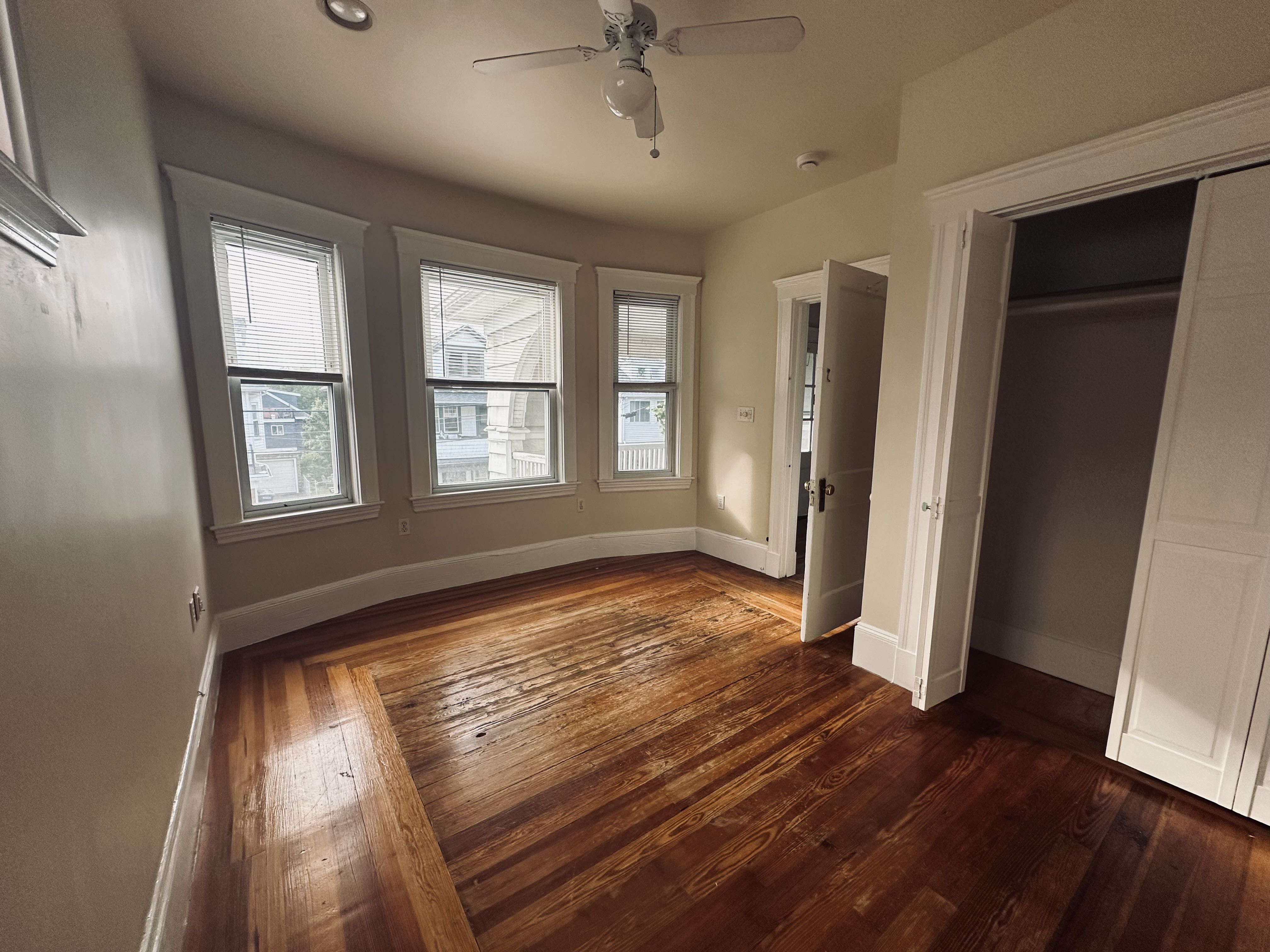Photos of apartment on West Quincy,Somerville MA 02144