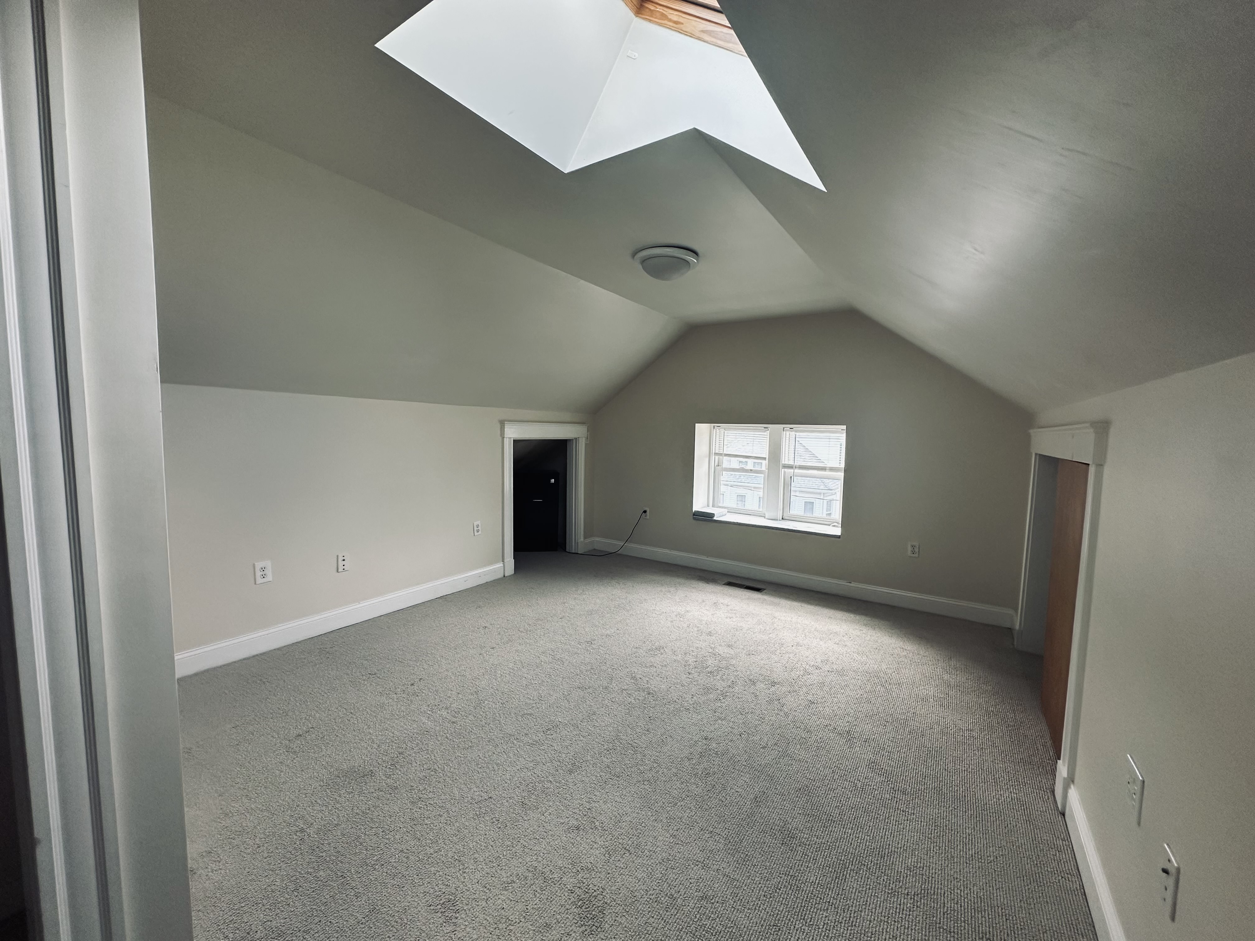 Photos of apartment on West Quincy,Somerville MA 02144