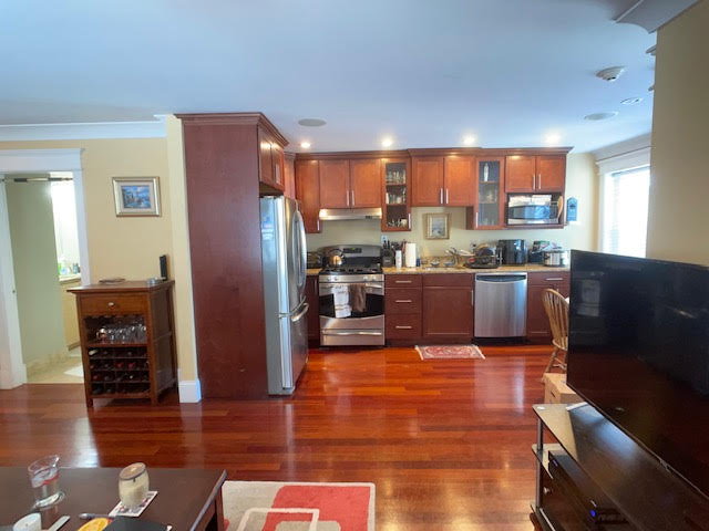 633 Broadway, South Boston