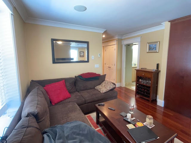 633 Broadway, South Boston