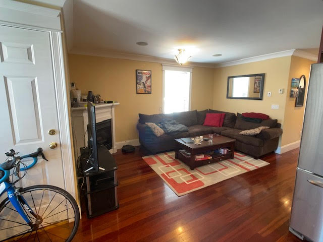 633 Broadway, South Boston