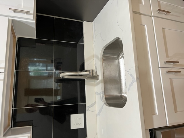 241 5th St, South Boston