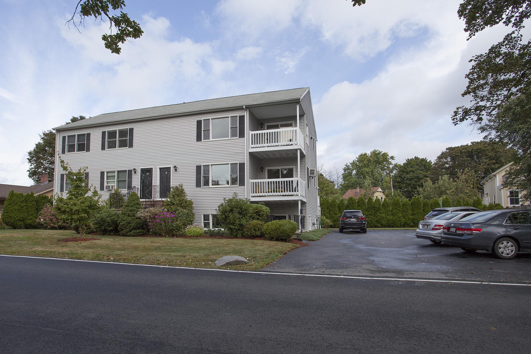 46 Mystic River Rd, Medford