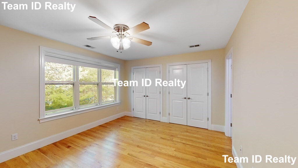 841 Lagrange St, West Roxbury