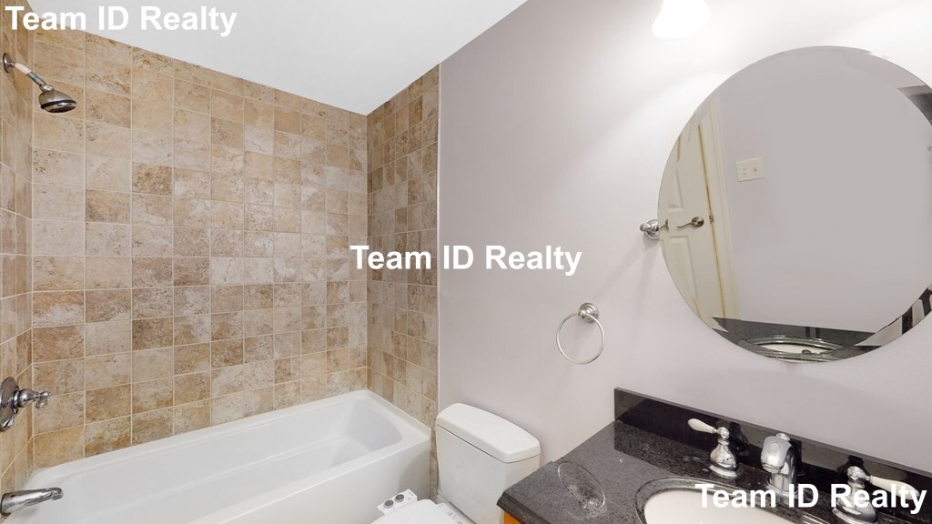 841 Lagrange St, West Roxbury