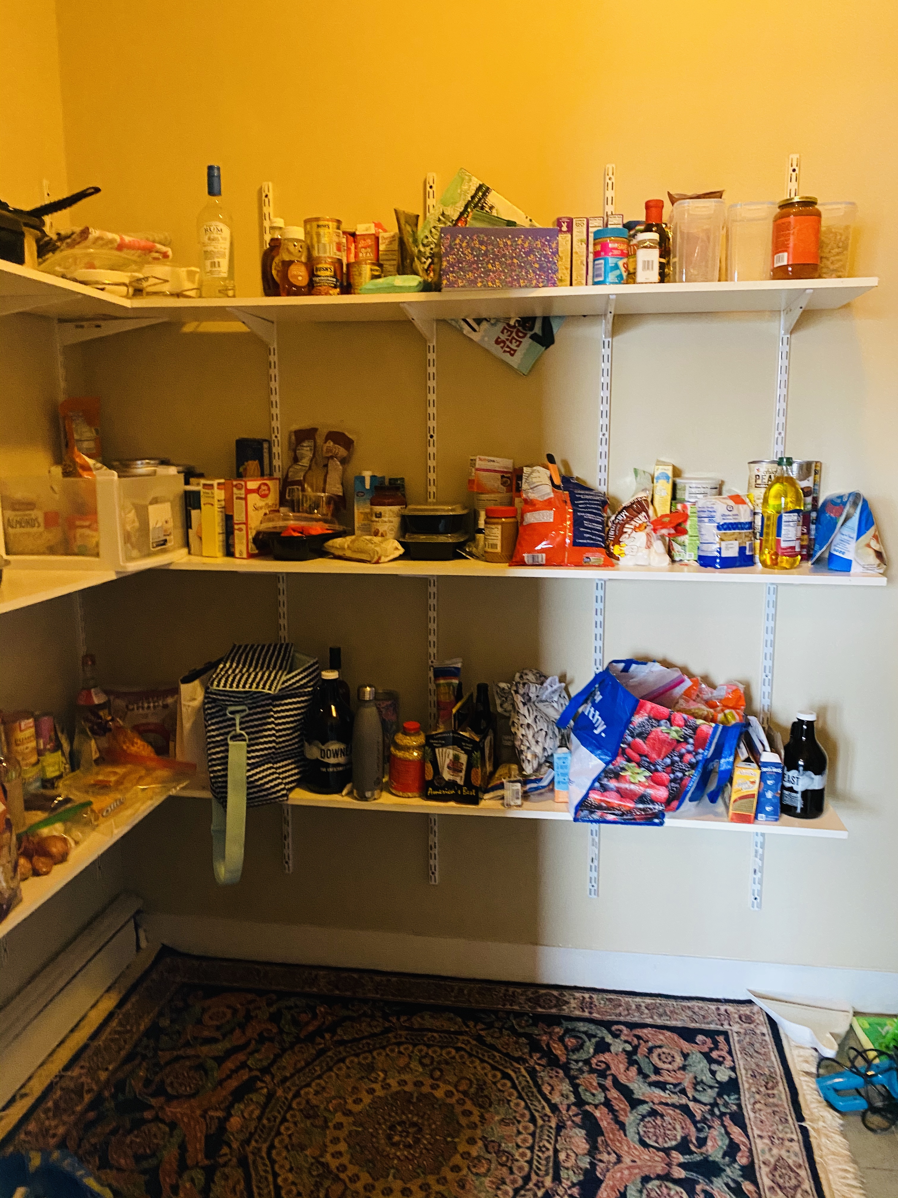 4 bed, 1 bath apartment for rent at 137 Saint Alphonsus St Unit 3, Mission Hill — photo 4 of 11
