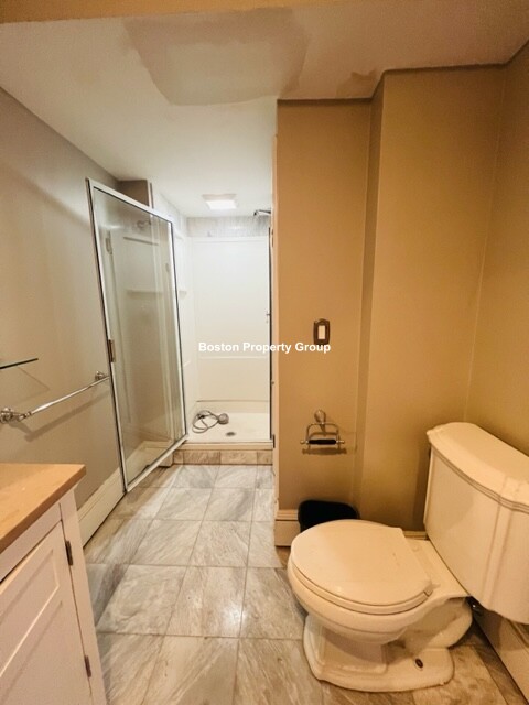 32 Springfield St, South End