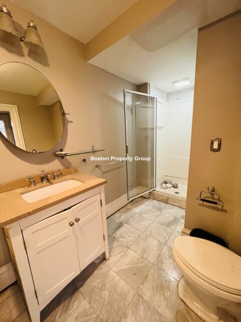 32 Springfield St, South End