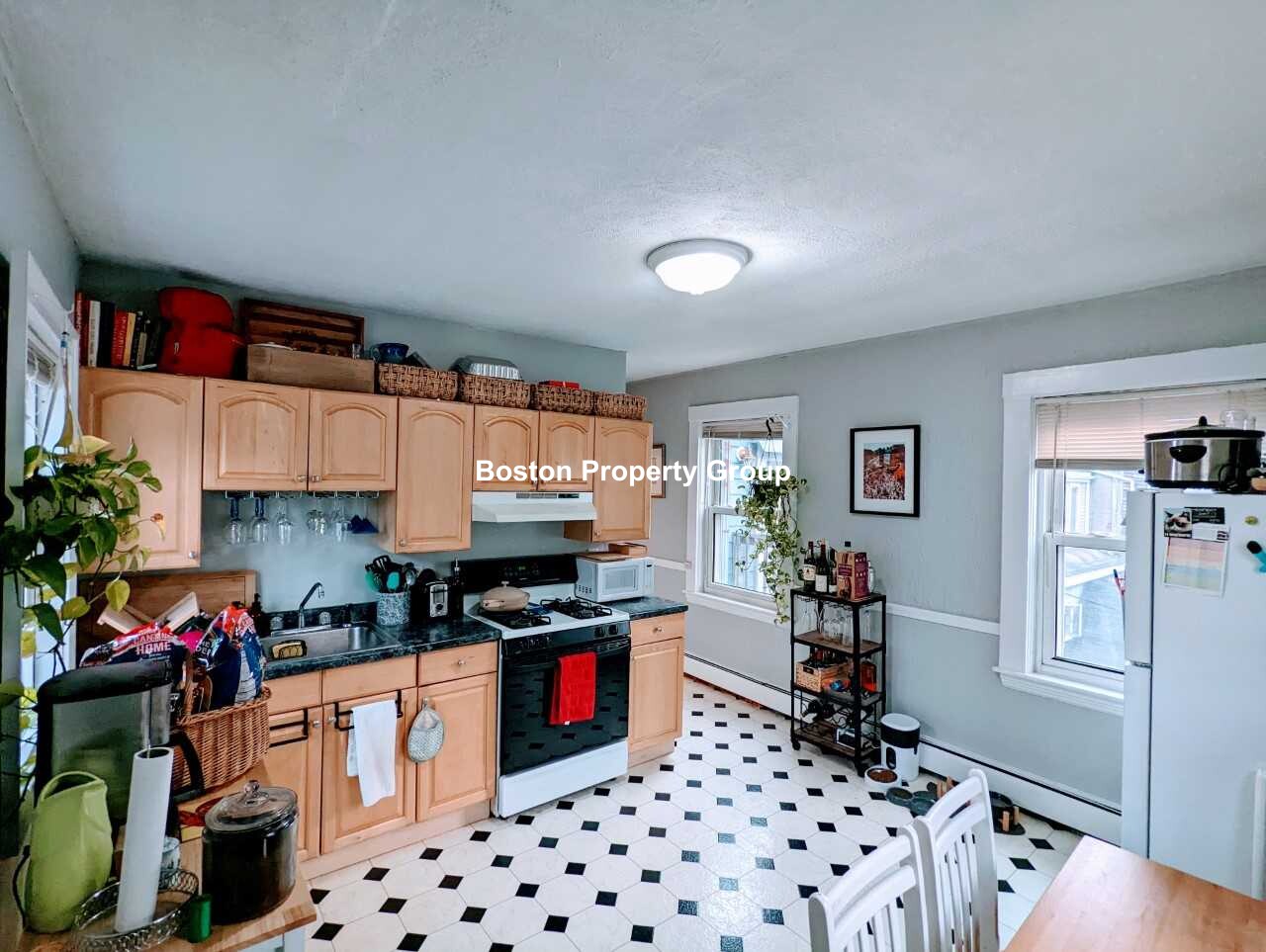 506 7th St, South Boston