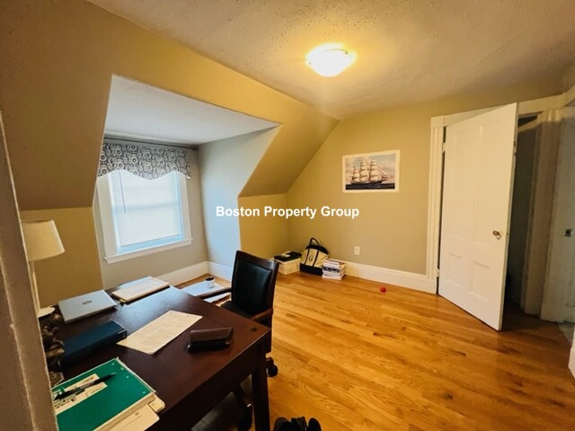 Photos of apartment on Hinckley,Boston MA 02125