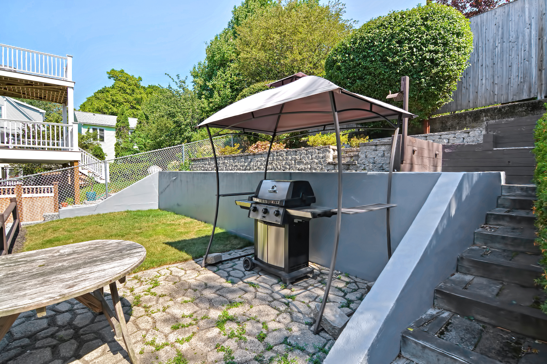 17 Malvern Ave, Davis Square