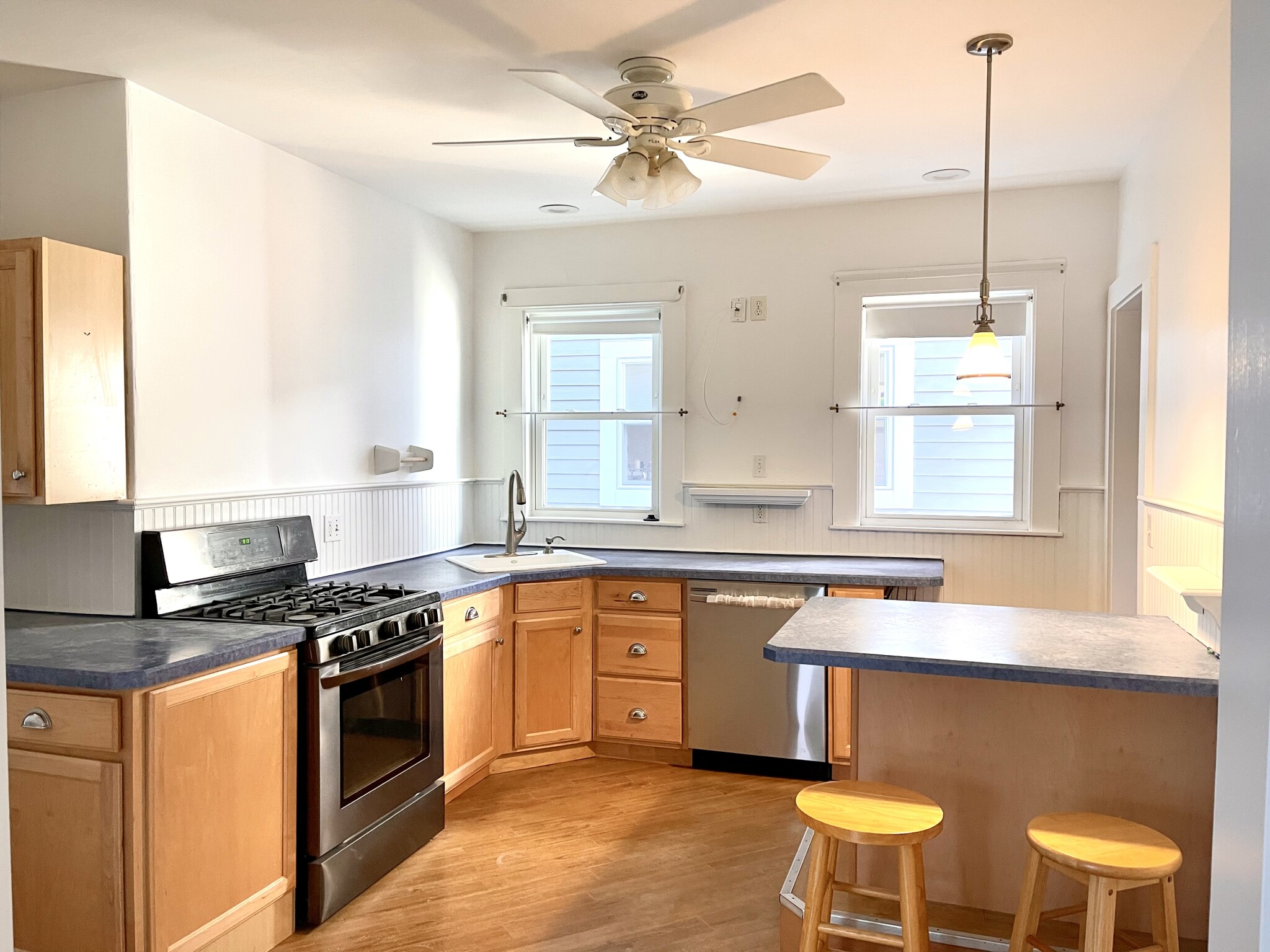 17 Malvern Ave, Davis Square