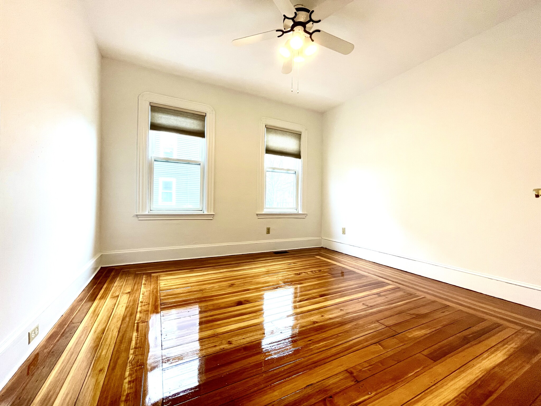 17 Malvern Ave, Davis Square