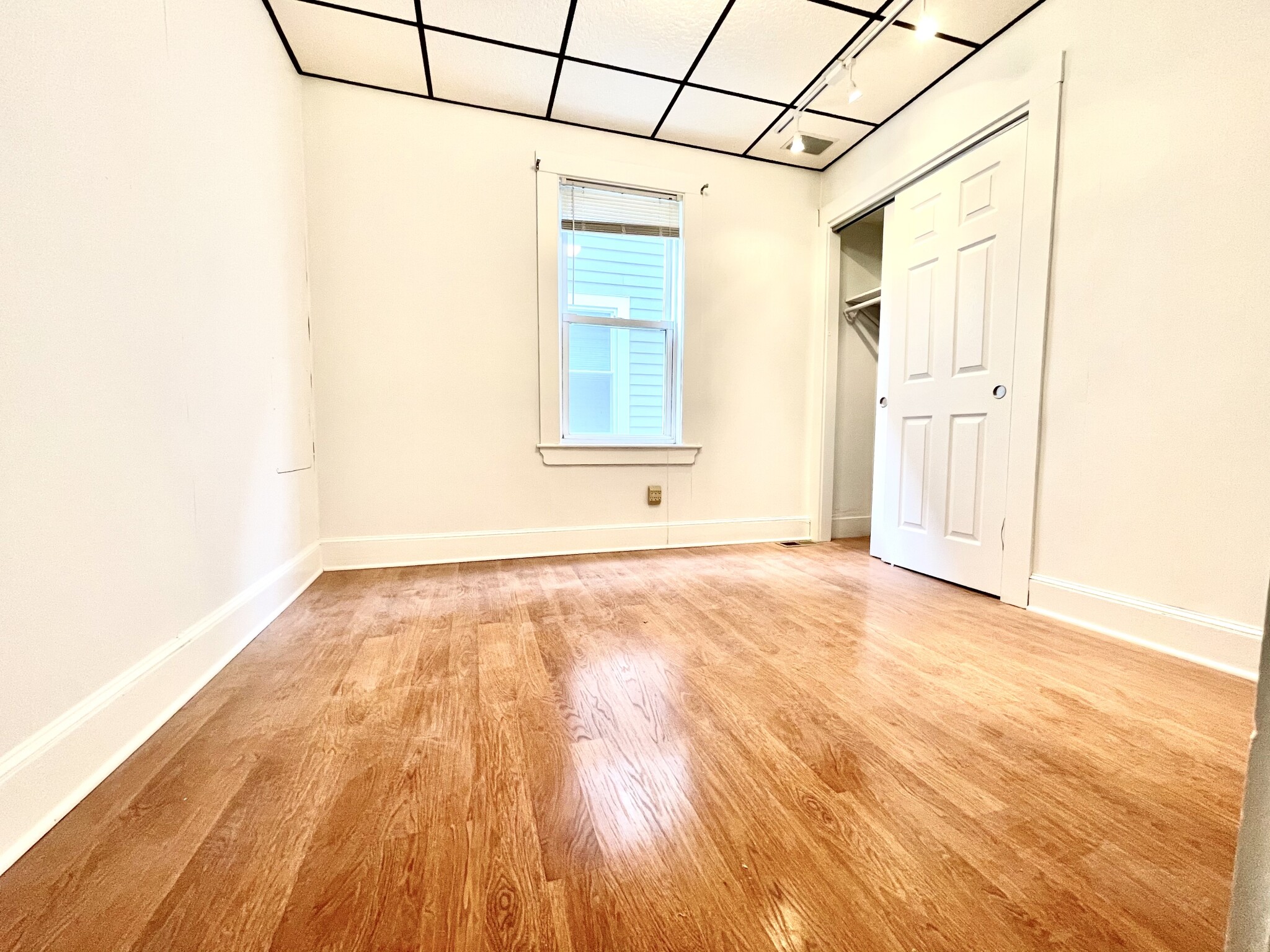 17 Malvern Ave, Davis Square