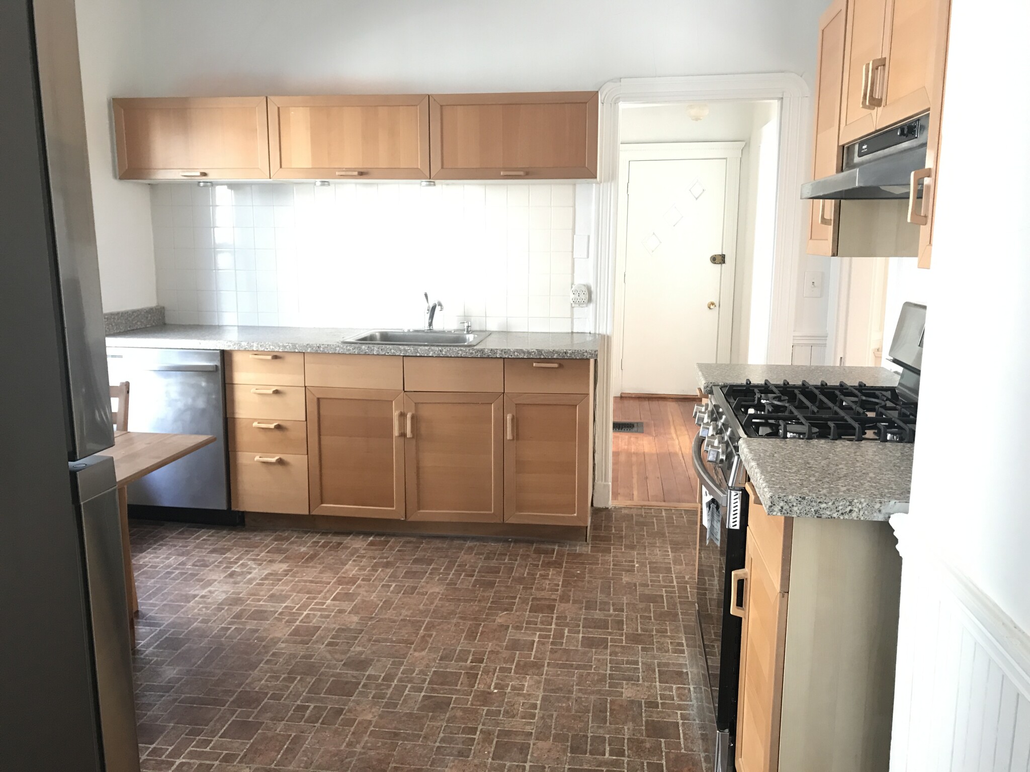 268 Willow Ave, Powder House Square