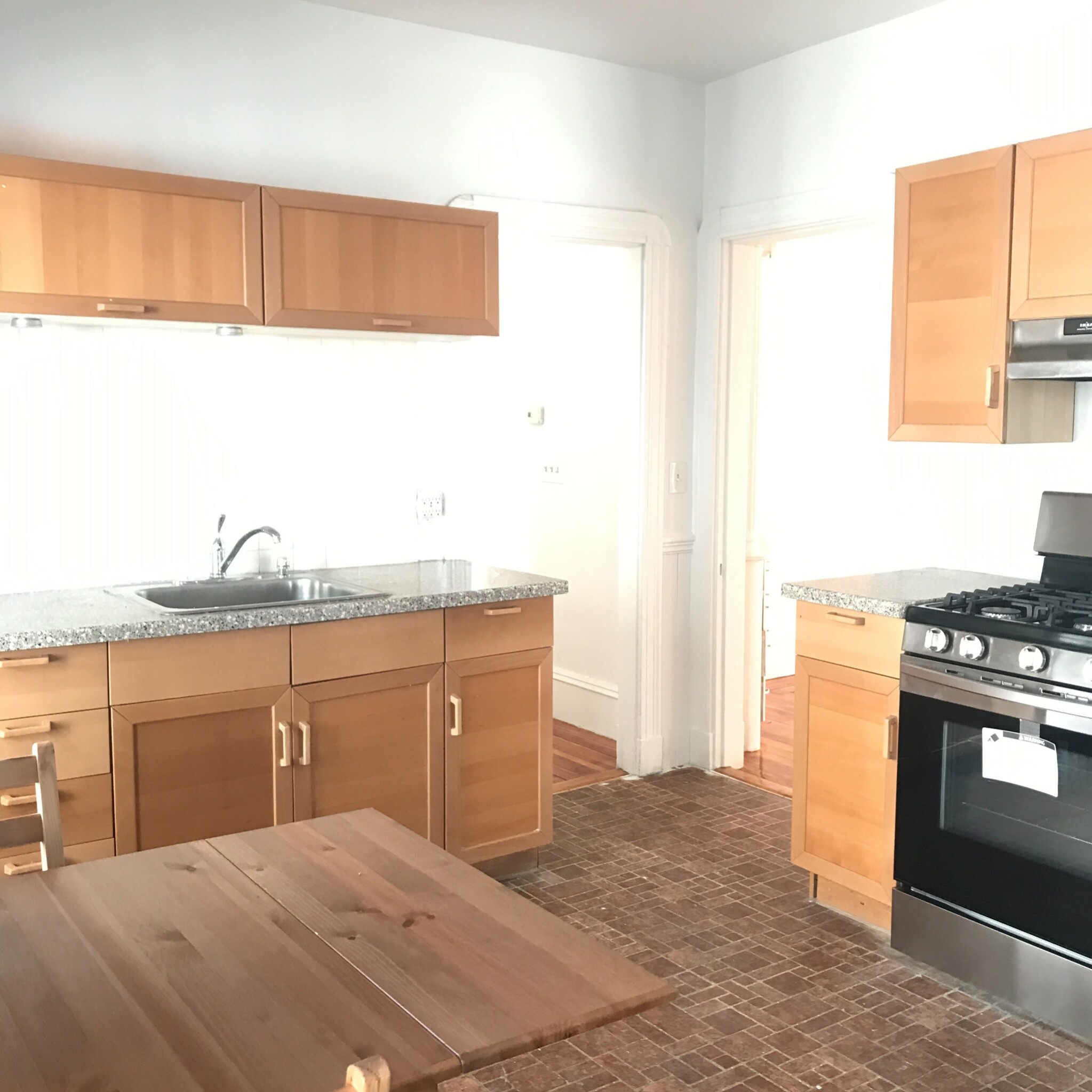 268 Willow Ave, Powder House Square