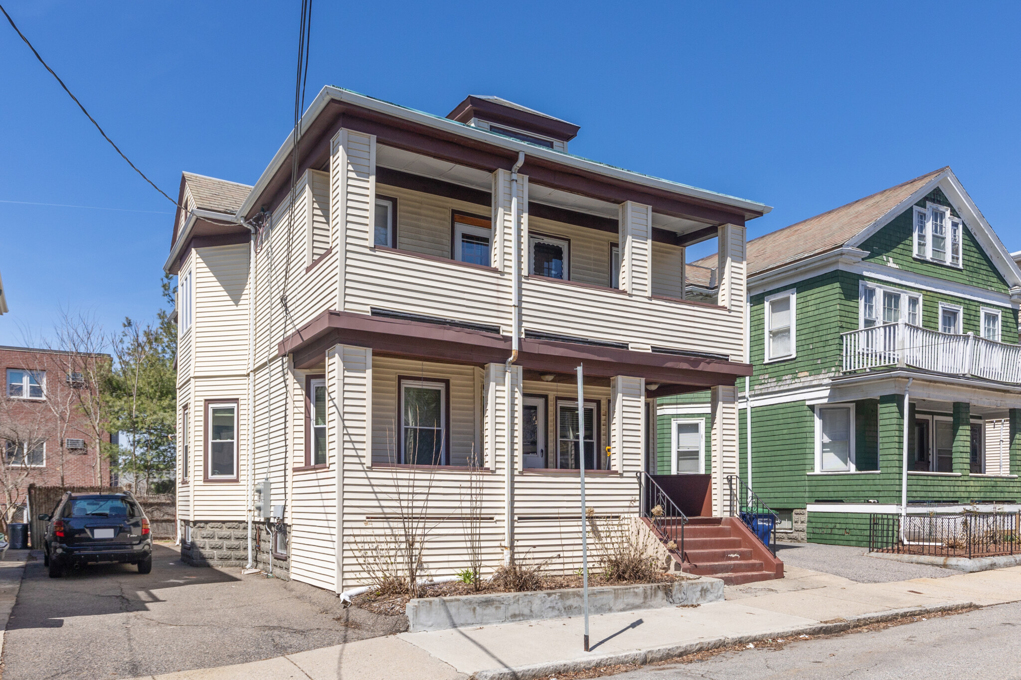 14 Barton St, West Somerville