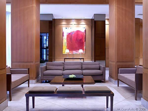 1 Devonshire Pl, Downtown