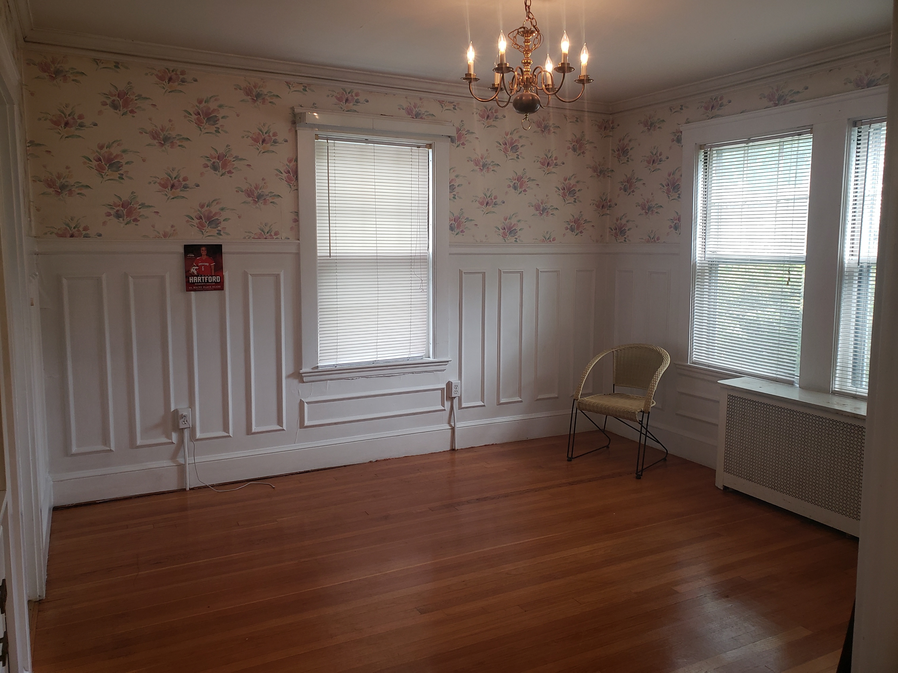 3 bed, 1 bath apartment for rent at 34 Radnor Rd Unit 1, Brighton — photo 4 of 23