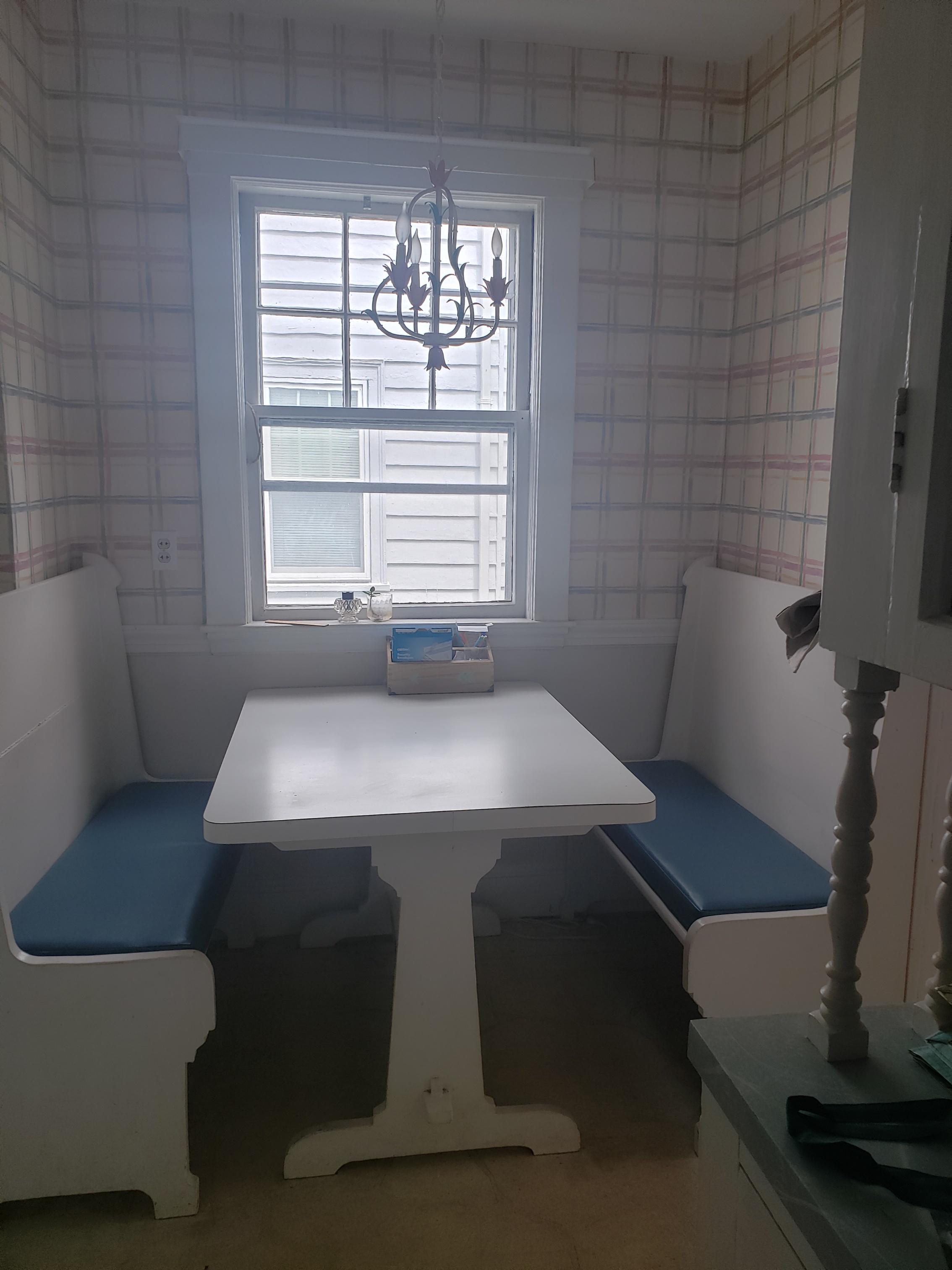 3 bed, 1 bath apartment for rent at 34 Radnor Rd Unit 1, Brighton — photo 8 of 23