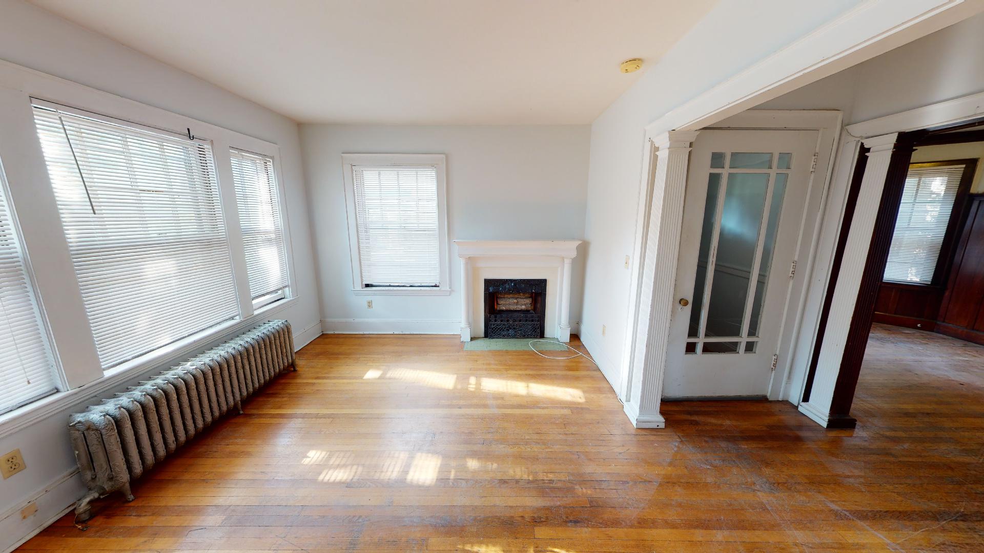 3 bed, 1 bath apartment for rent at 31 Boulevard Ter Unit 2, Brighton