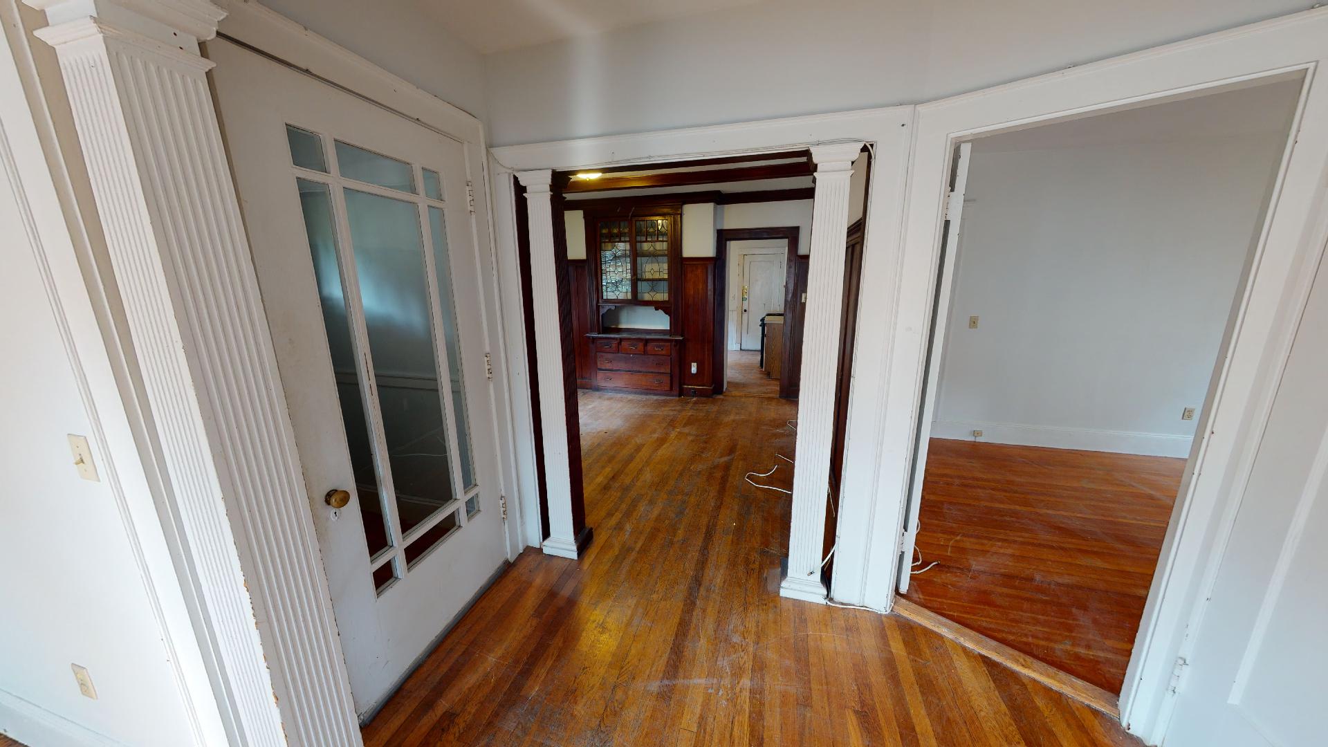3 bed, 1 bath apartment for rent at 31 Boulevard Ter Unit 1, Brighton — photo 6 of 21