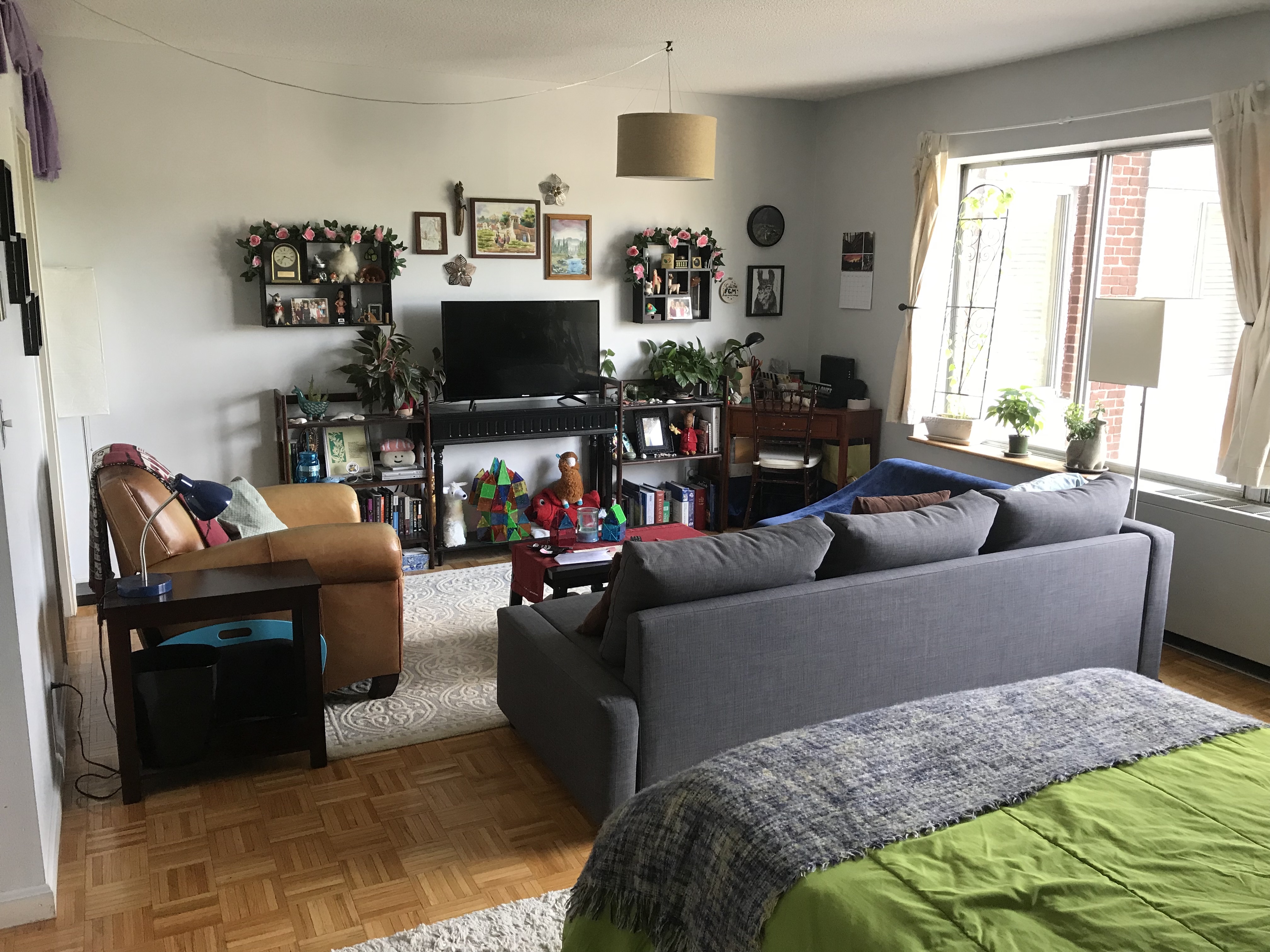 Studio bed, 1 bath apartment for rent at 22 Chestnut Pl Unit 410, Brookline Village — photo 1 of 10
