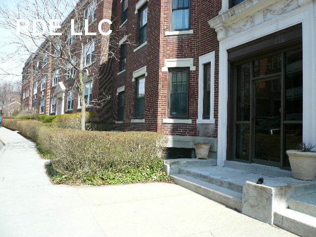Photos of apartment on Pleasant St.,Brookline MA 02445