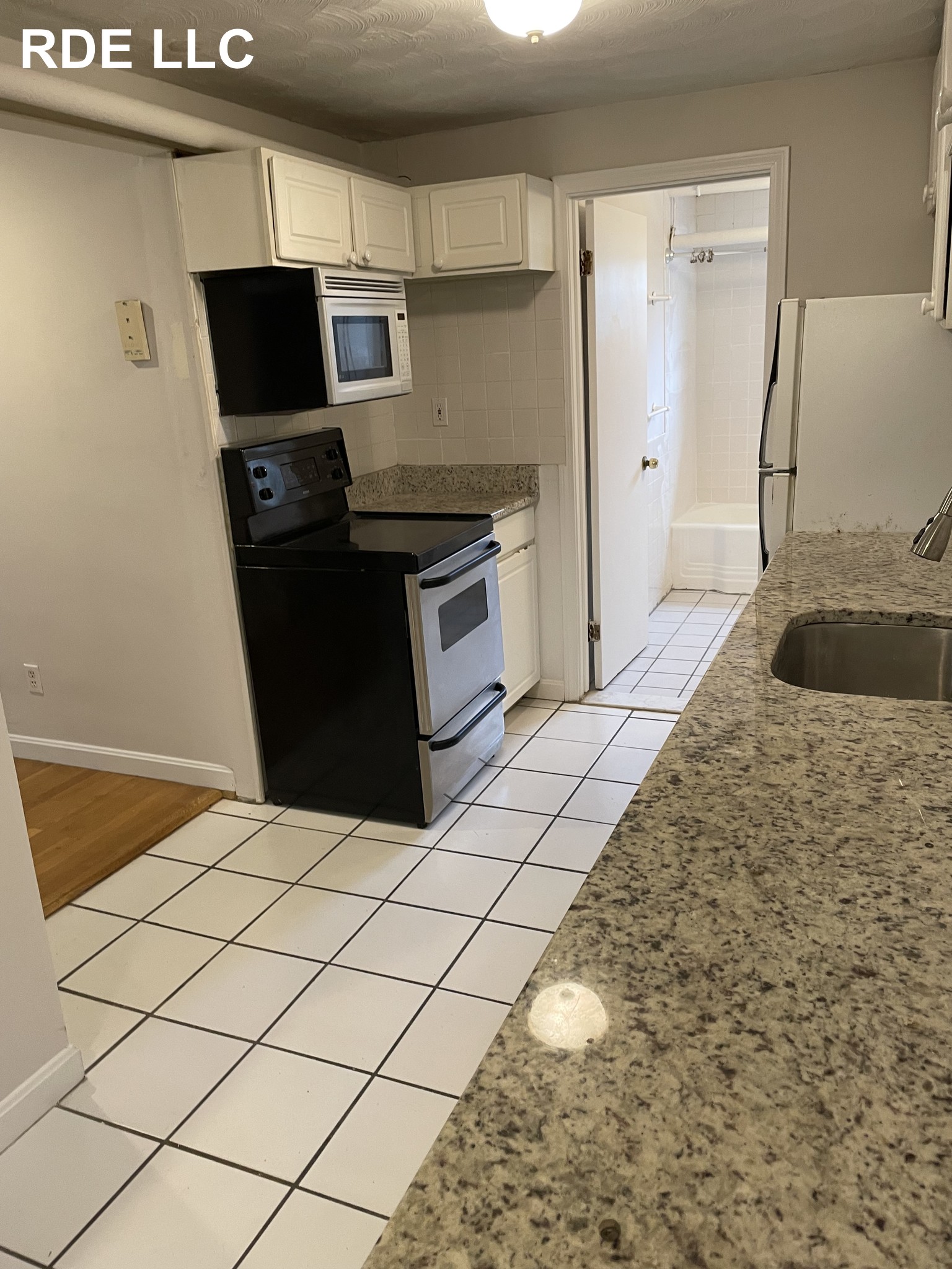 Photos of apartment on Pleasant St.,Brookline MA 02445