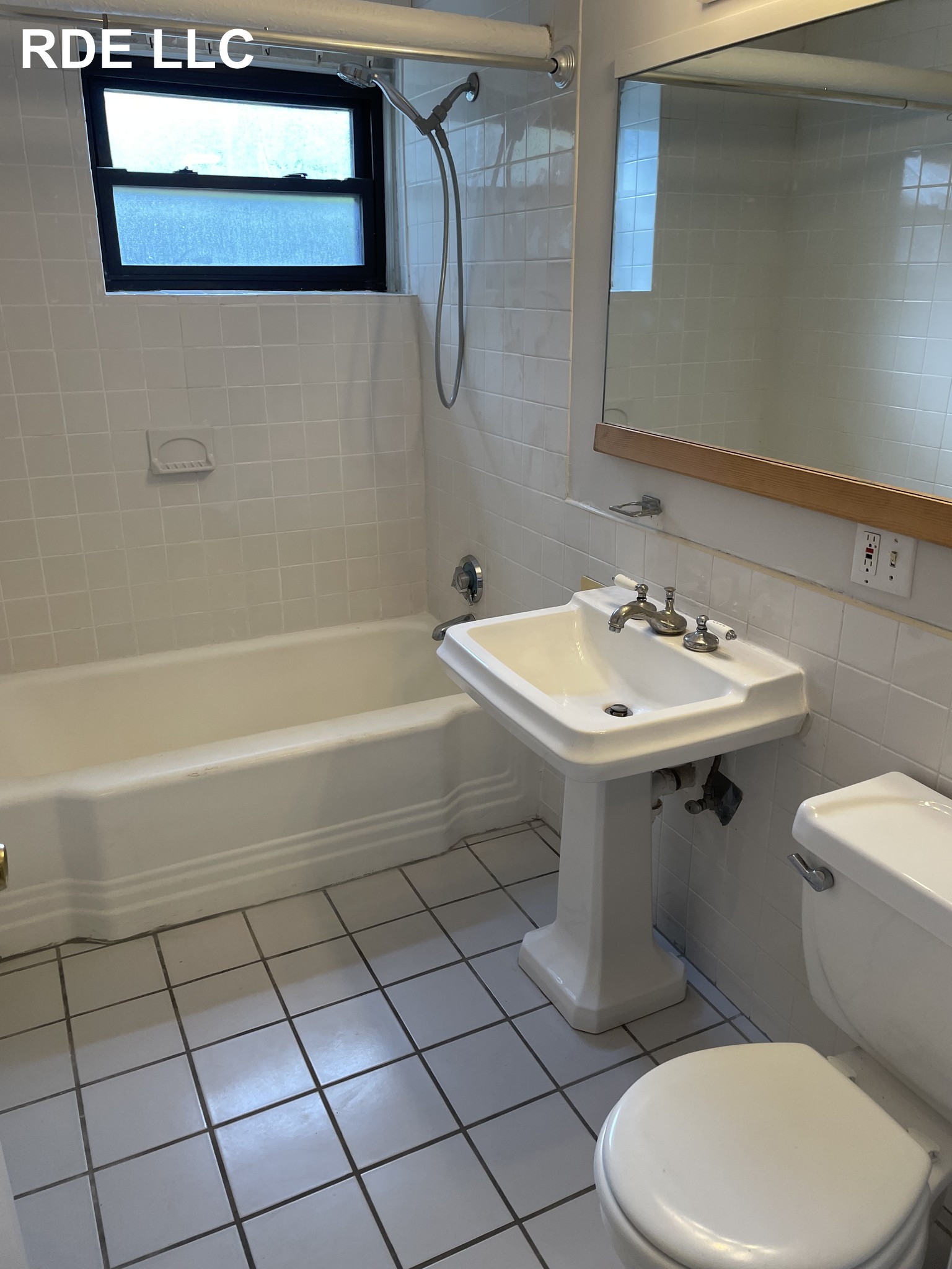 Photos of apartment on Pleasant St.,Brookline MA 02445