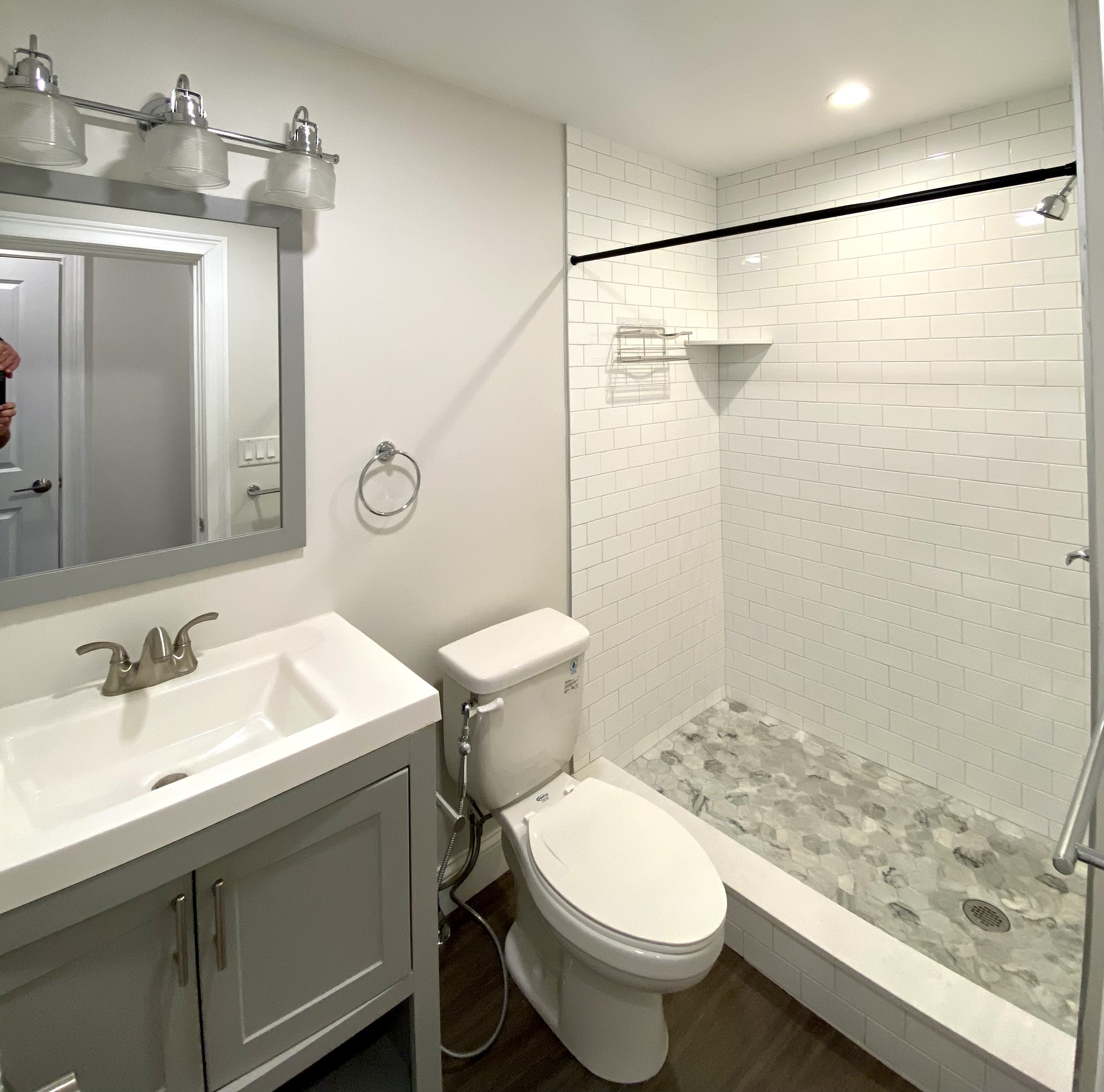 3 bed, 1 bath apartment for rent at 147 Cottage St Unit 1, East Boston — photo 5 of 6