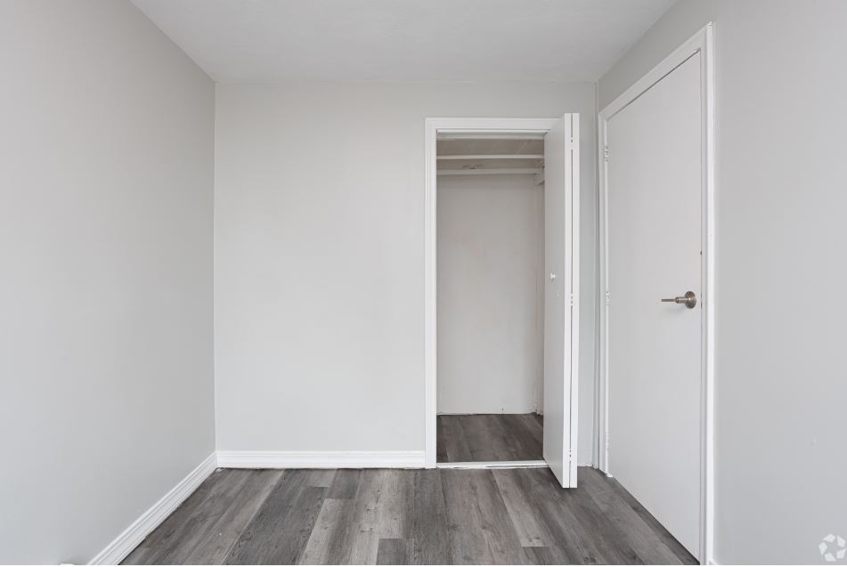 126 Leyden St, East Boston