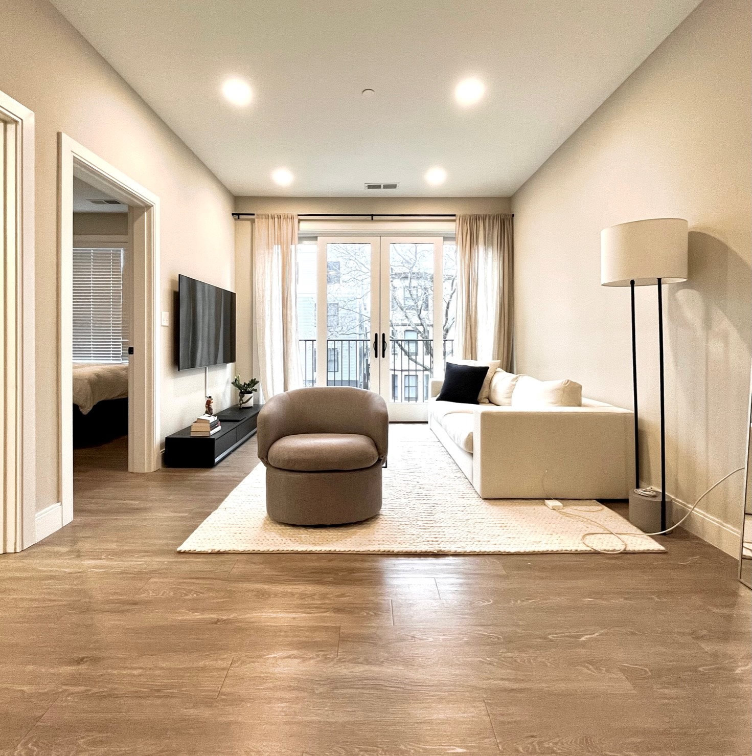 340 Bremen St, East Boston