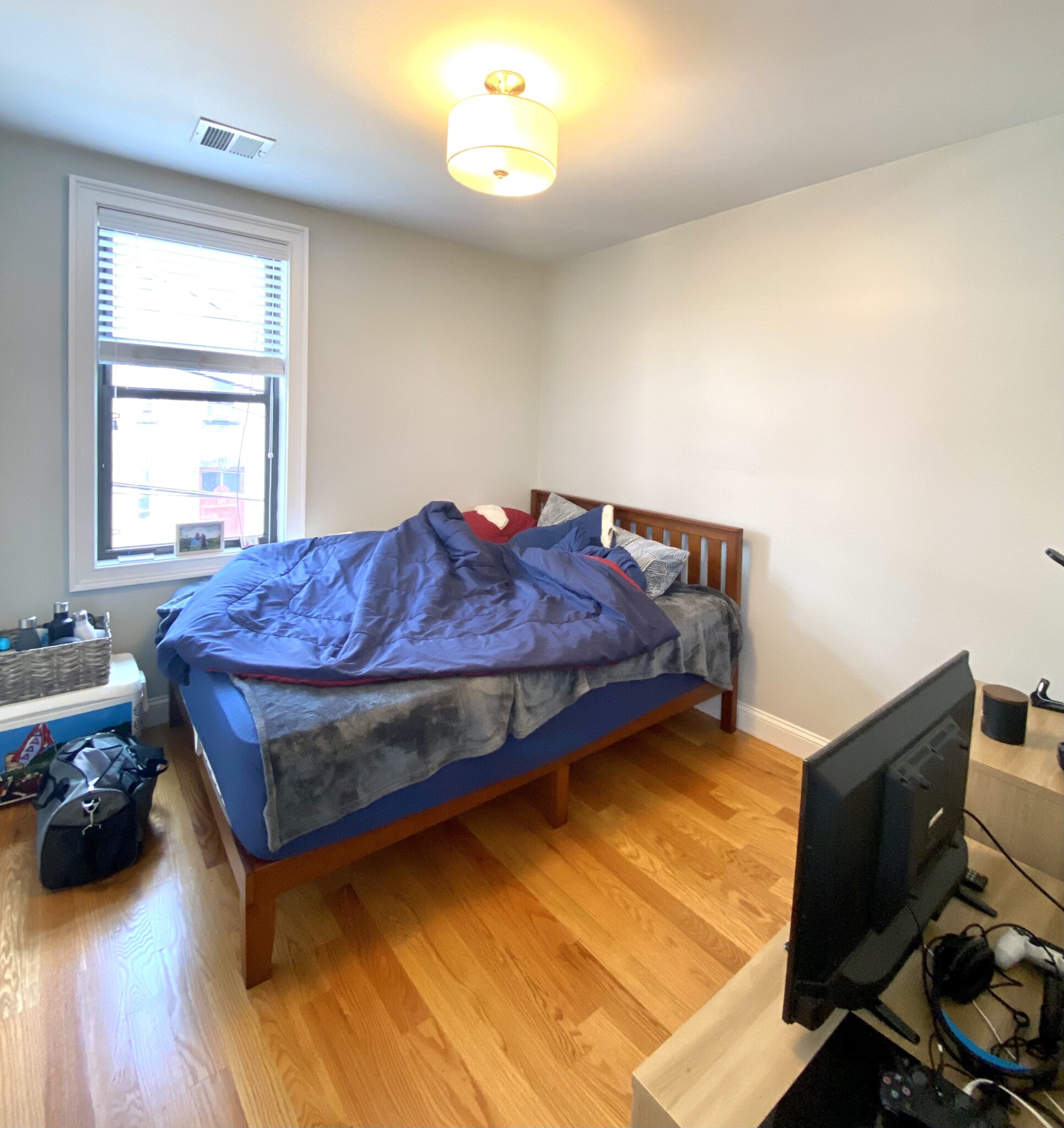 151 Meridian St, East Boston