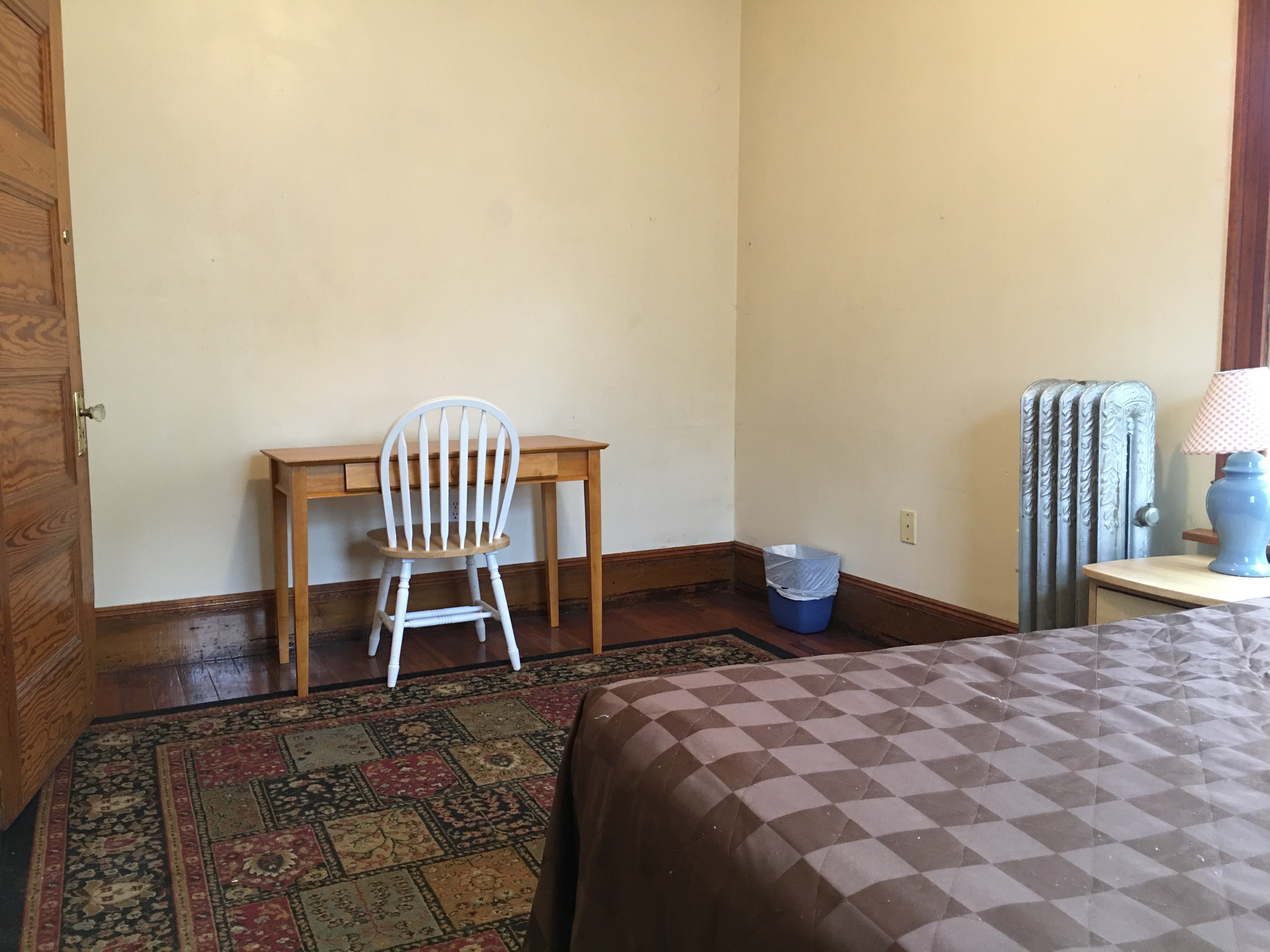 3.5 bed, 2 bath apartment for rent at 36 Linden St Unit 16, Allston — photo 4 of 6