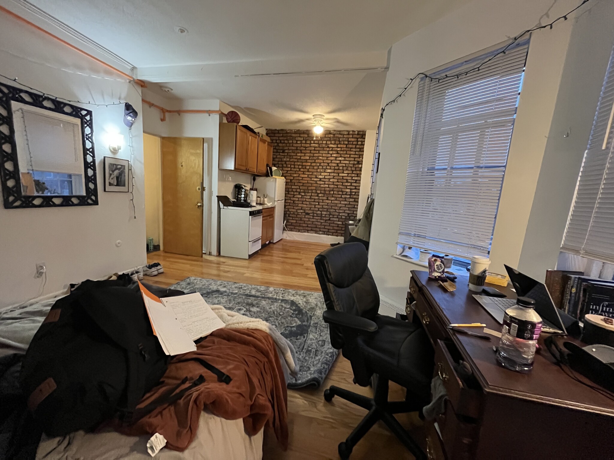 https://ygl-photos.s3.us-west-004.backblazeb2.com/10375W6270669949547.jpg