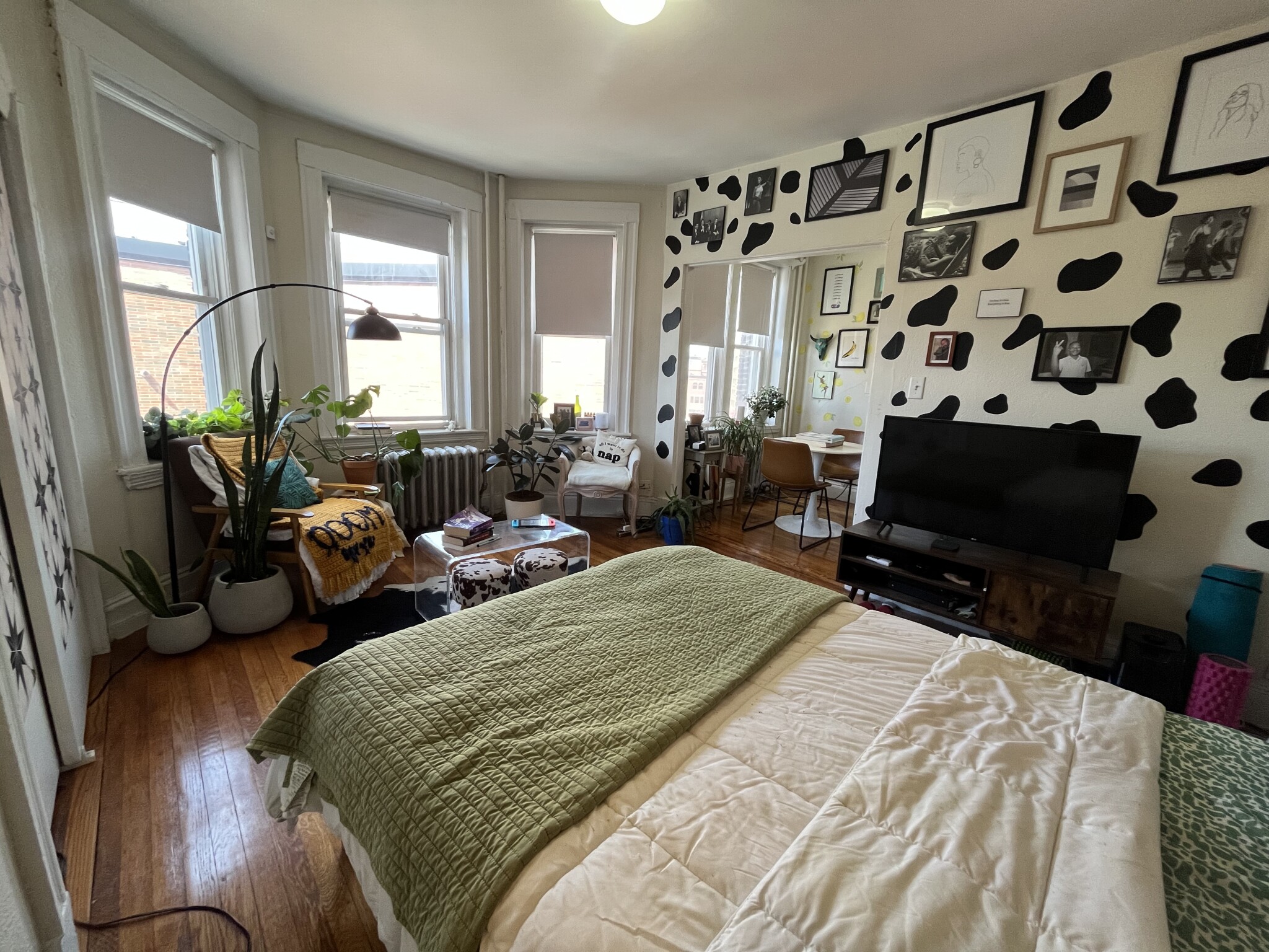 https://ygl-photos.s3.us-west-004.backblazeb2.com/10375W6620760e256ba.jpg