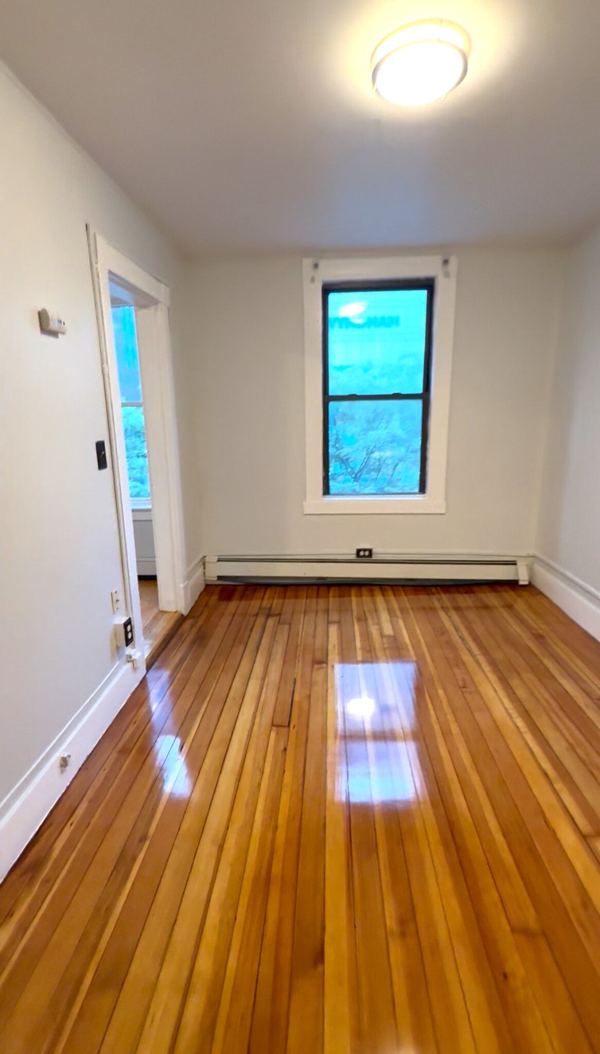 232 Cambridge St. - 2,450USD / month