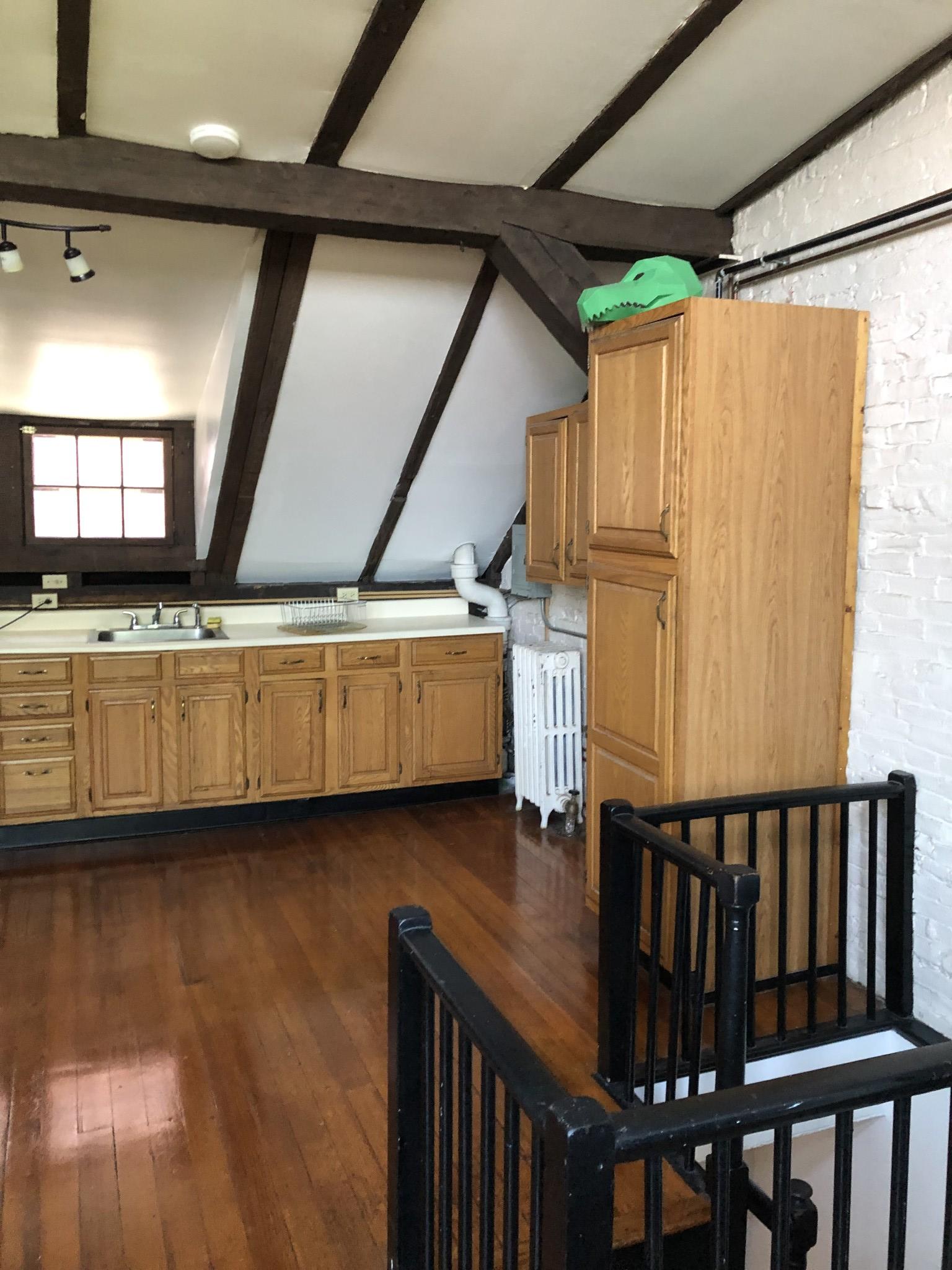 3 Champney Pl, Beacon Hill