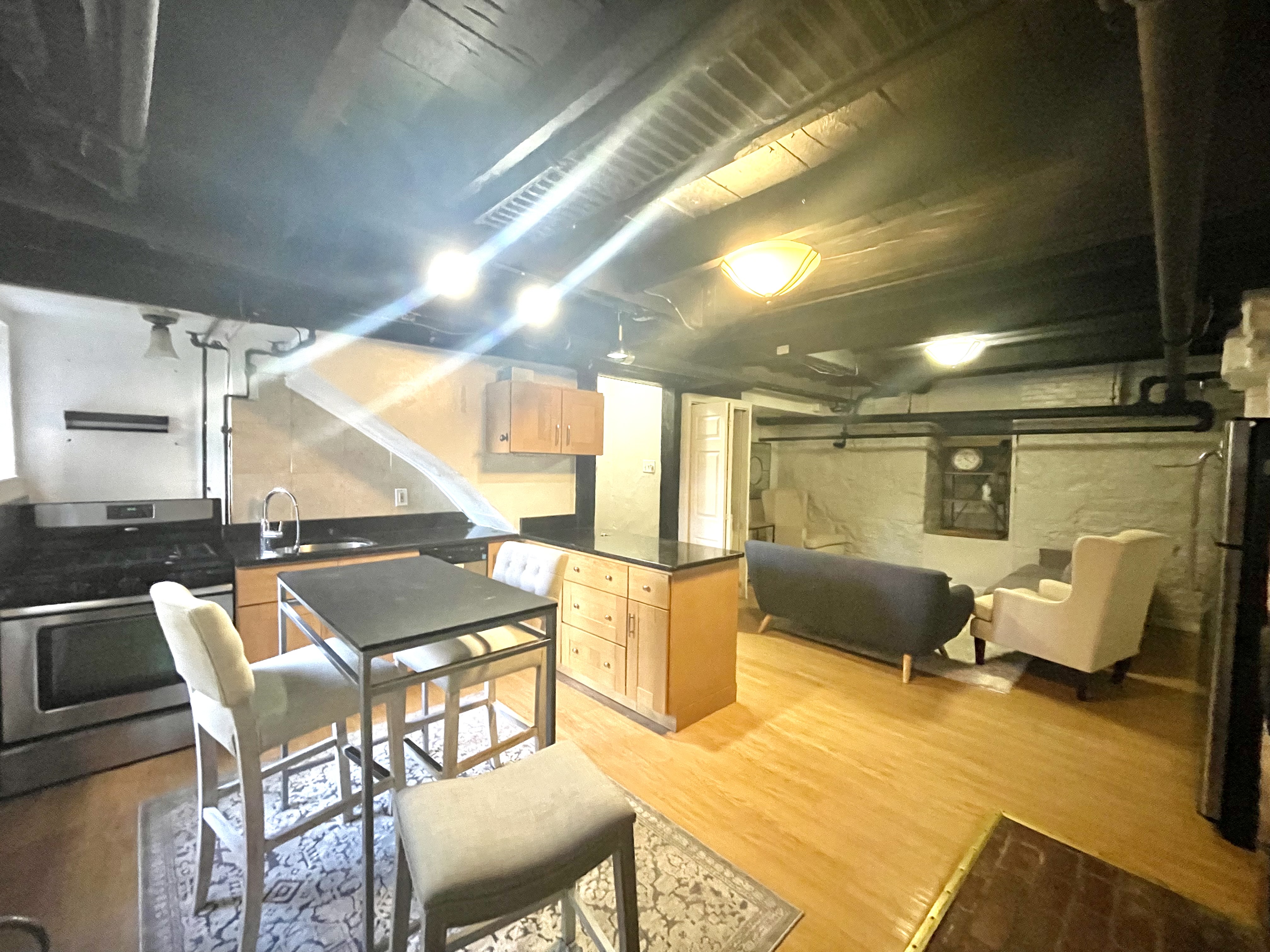 4 Champney Pl, Beacon Hill