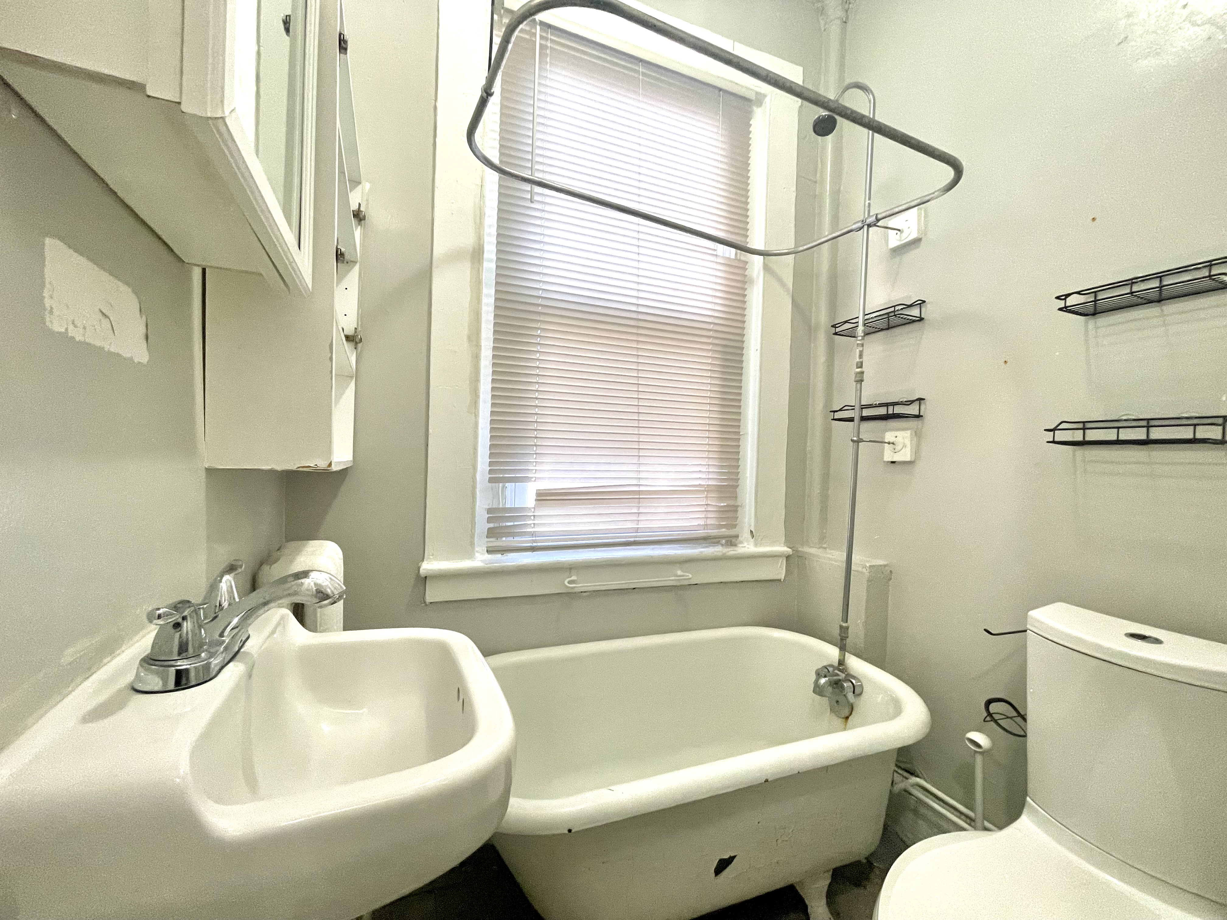 5 Champney Pl, Beacon Hill