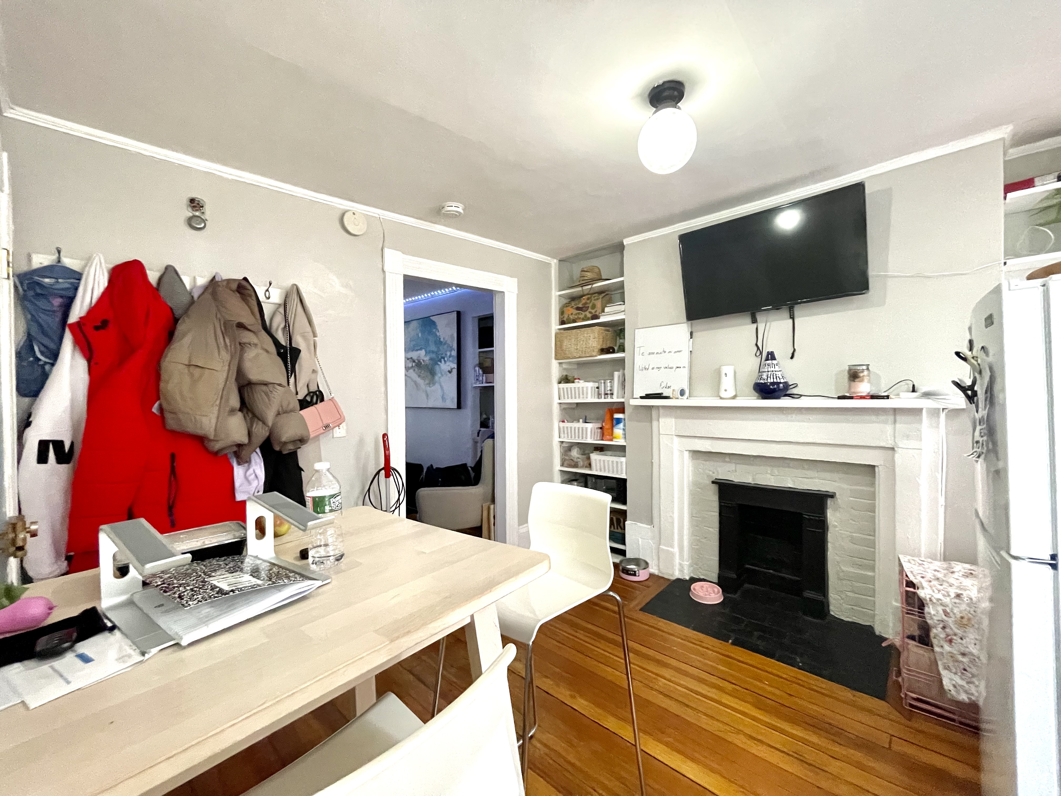 2 Champney Pl, Beacon Hill