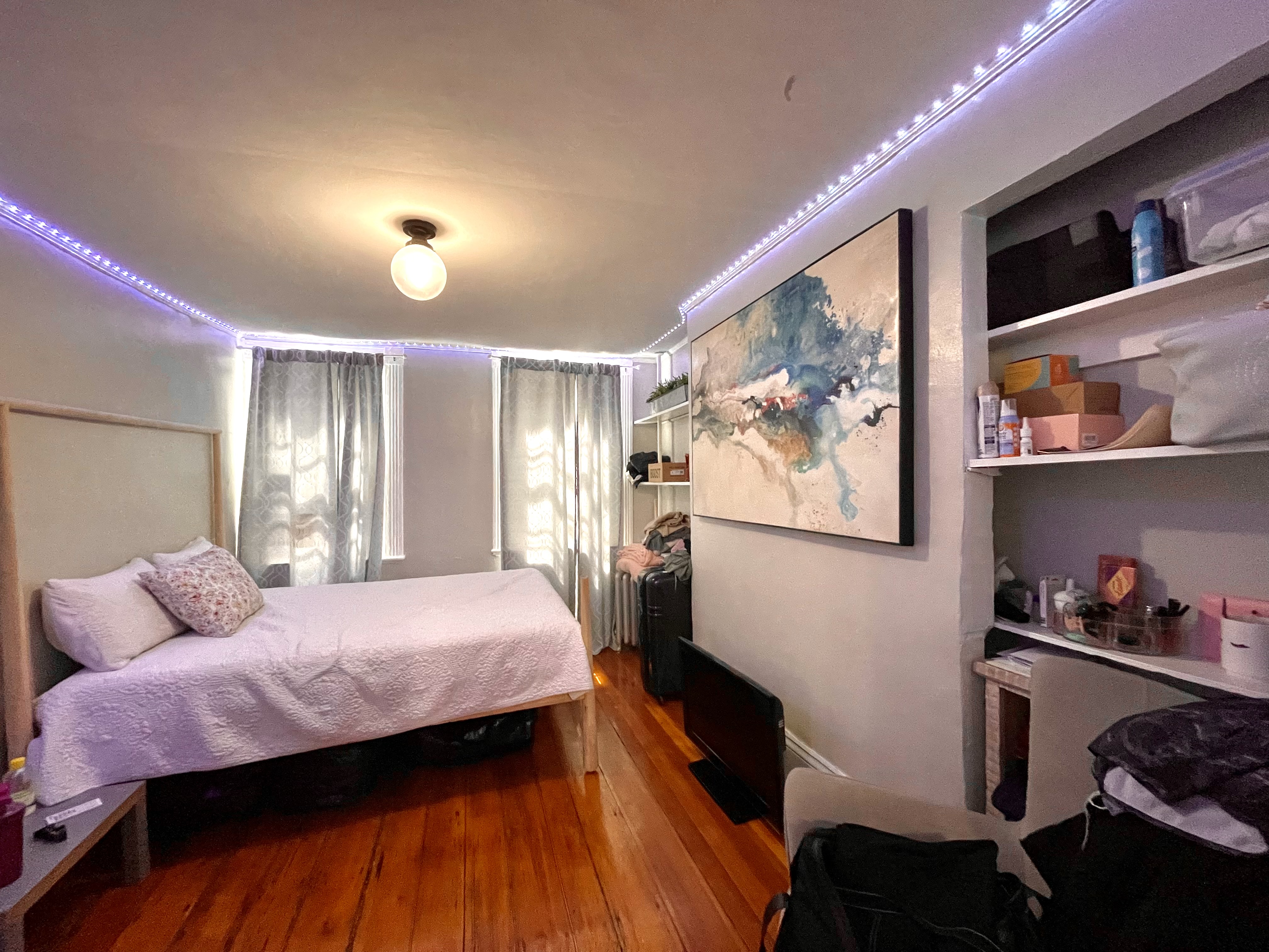 2 Champney Pl, Beacon Hill